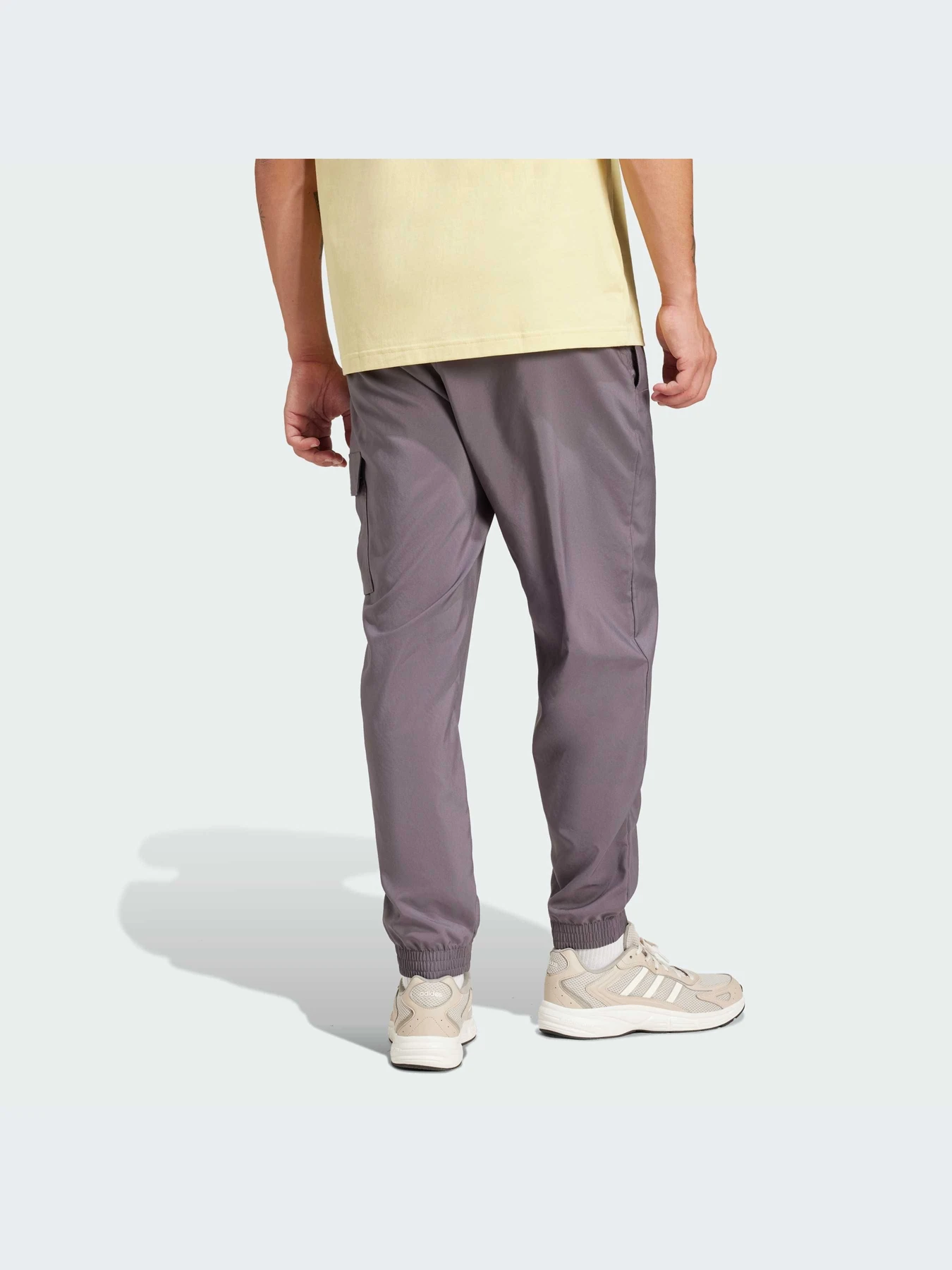 Брюки Adidas модель JD1822-KZ Брюки Adidas модель JD1822-KZ Фото
