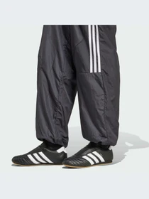 Брюки Adidas Adicolor модель JD0256-KZ Фото