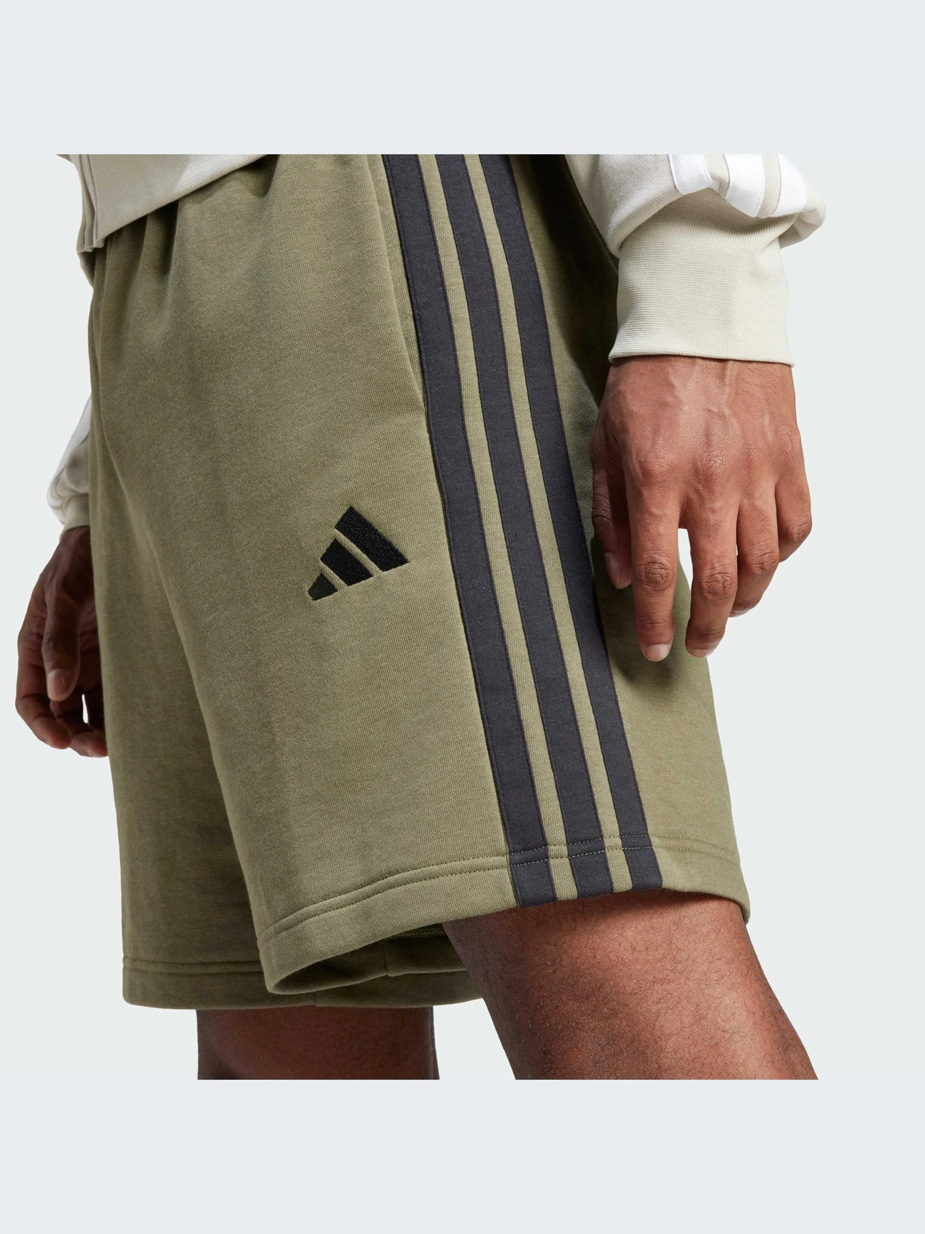 Шорты Adidas модель JE6416-KZ Шорты Adidas модель JE6416-KZ Фото