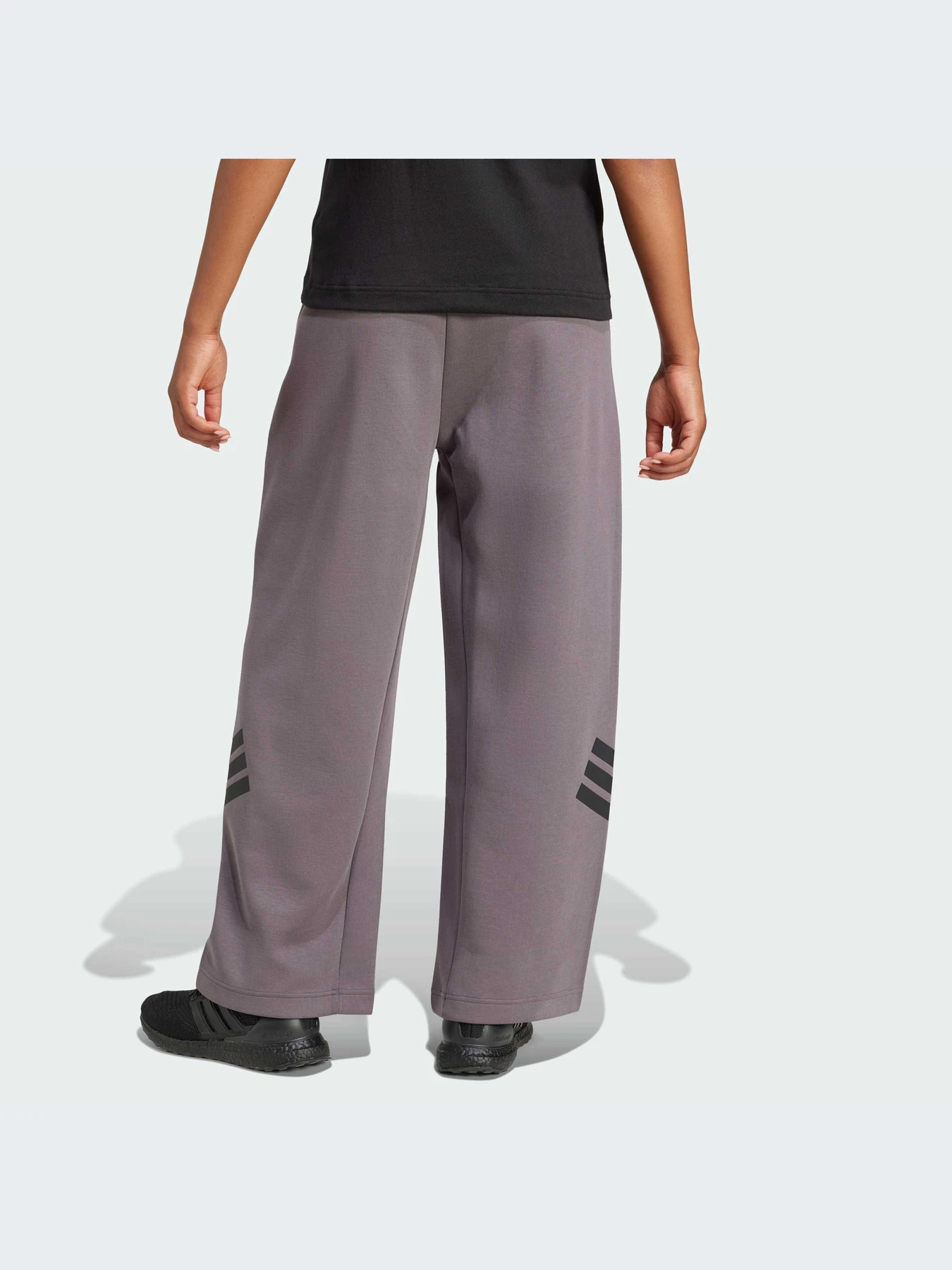 Брюки Adidas модель JE0154-KZ Брюки Adidas модель JE0154-KZ Фото