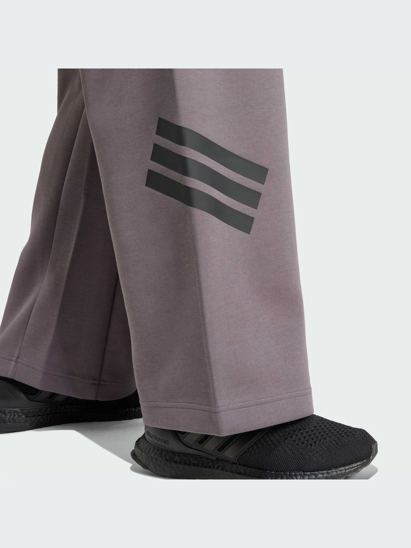 Брюки Adidas модель JE0154-KZ Брюки Adidas модель JE0154-KZ Фото