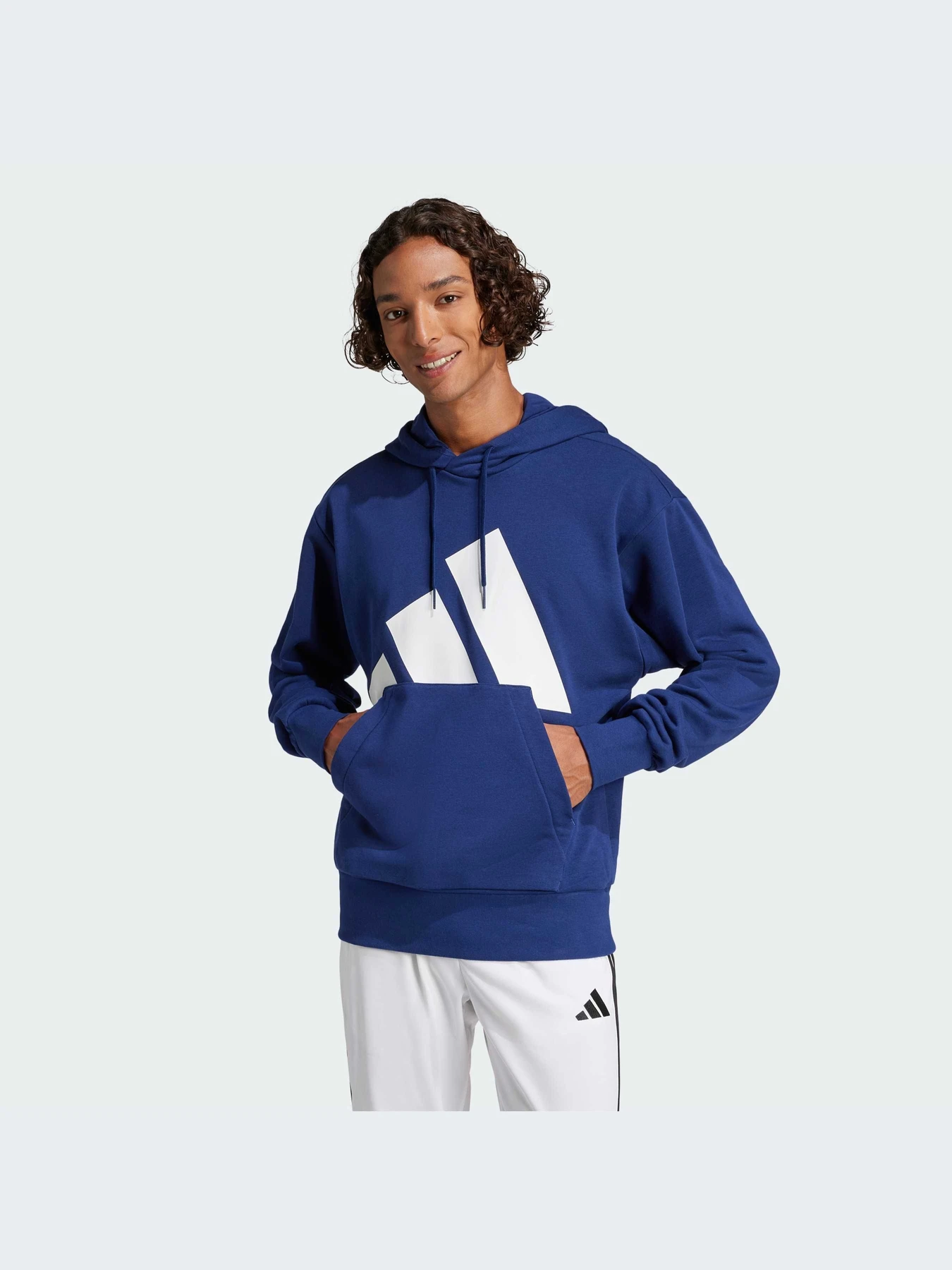 Худи и свитшоты Adidas модель JE8890-KZ Худи и свитшоты Adidas модель JE8890-KZ Фото