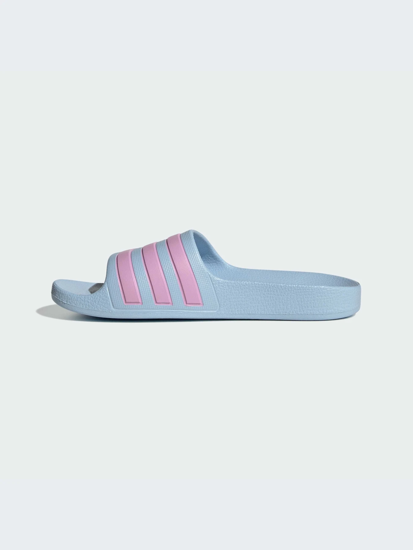 Шлёпанцы Adidas Adilette модель JP5773-KZ Шлёпанцы Adidas Adilette модель JP5773-KZ Фото
