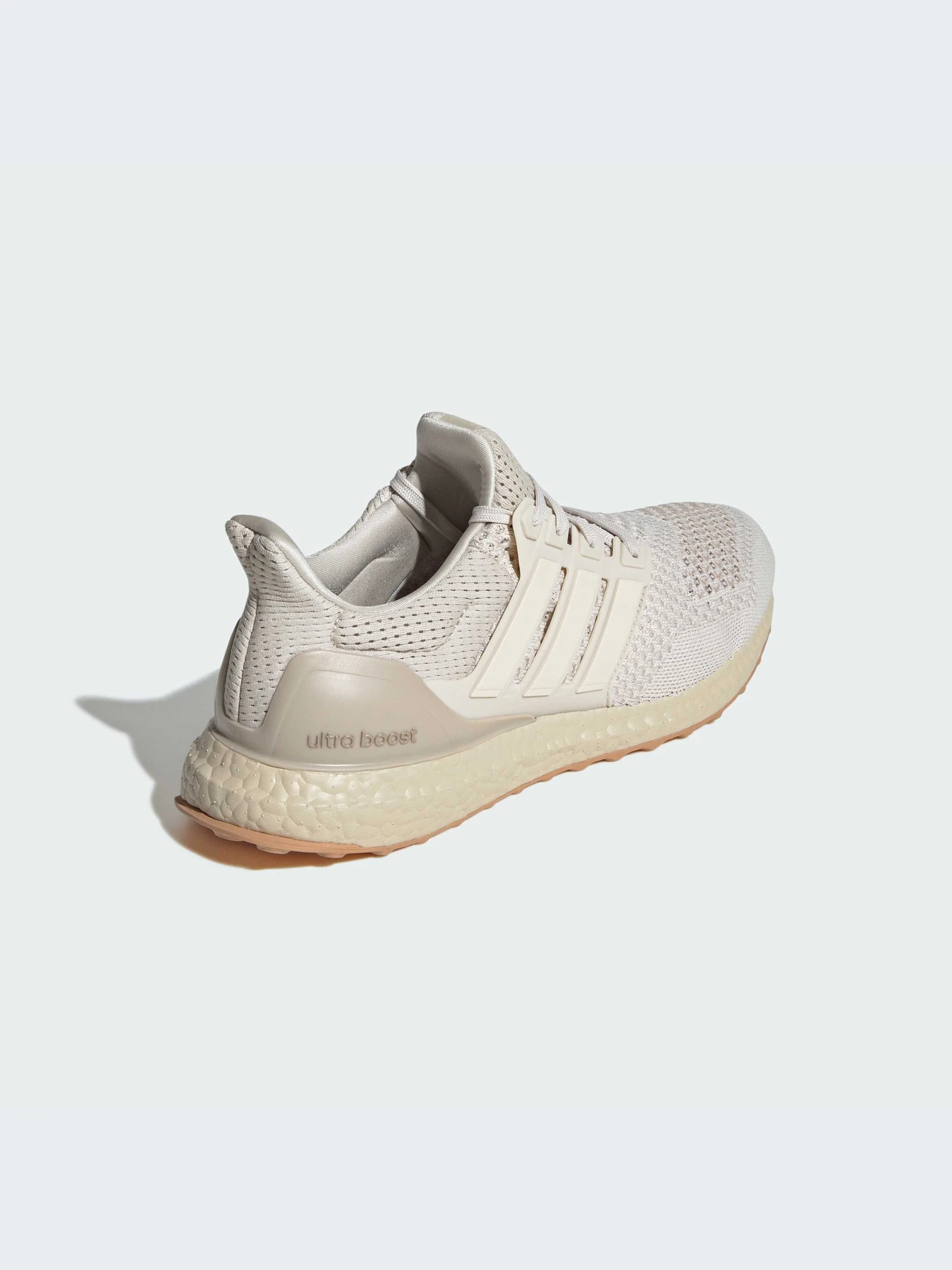 Кроссовки Adidas Ultraboost модель JQ2270-KZ Кроссовки Adidas Ultraboost модель JQ2270-KZ Фото