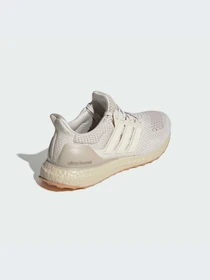 Кроссовки Adidas Ultraboost модель JQ2270-KZ Фото