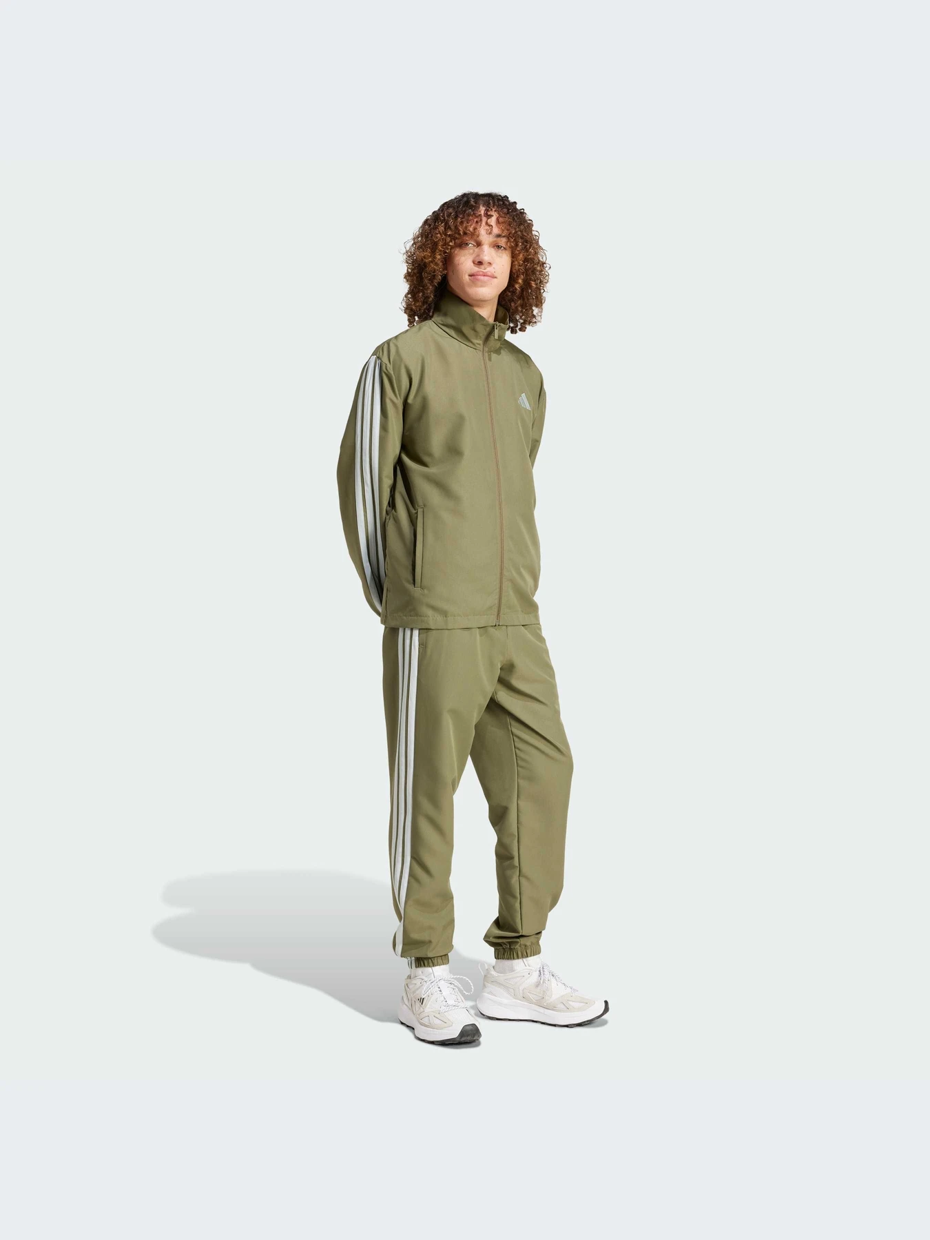 Костюмы Adidas 3 Stripes модель JI8850-KZ Костюмы Adidas 3 Stripes модель JI8850-KZ Фото