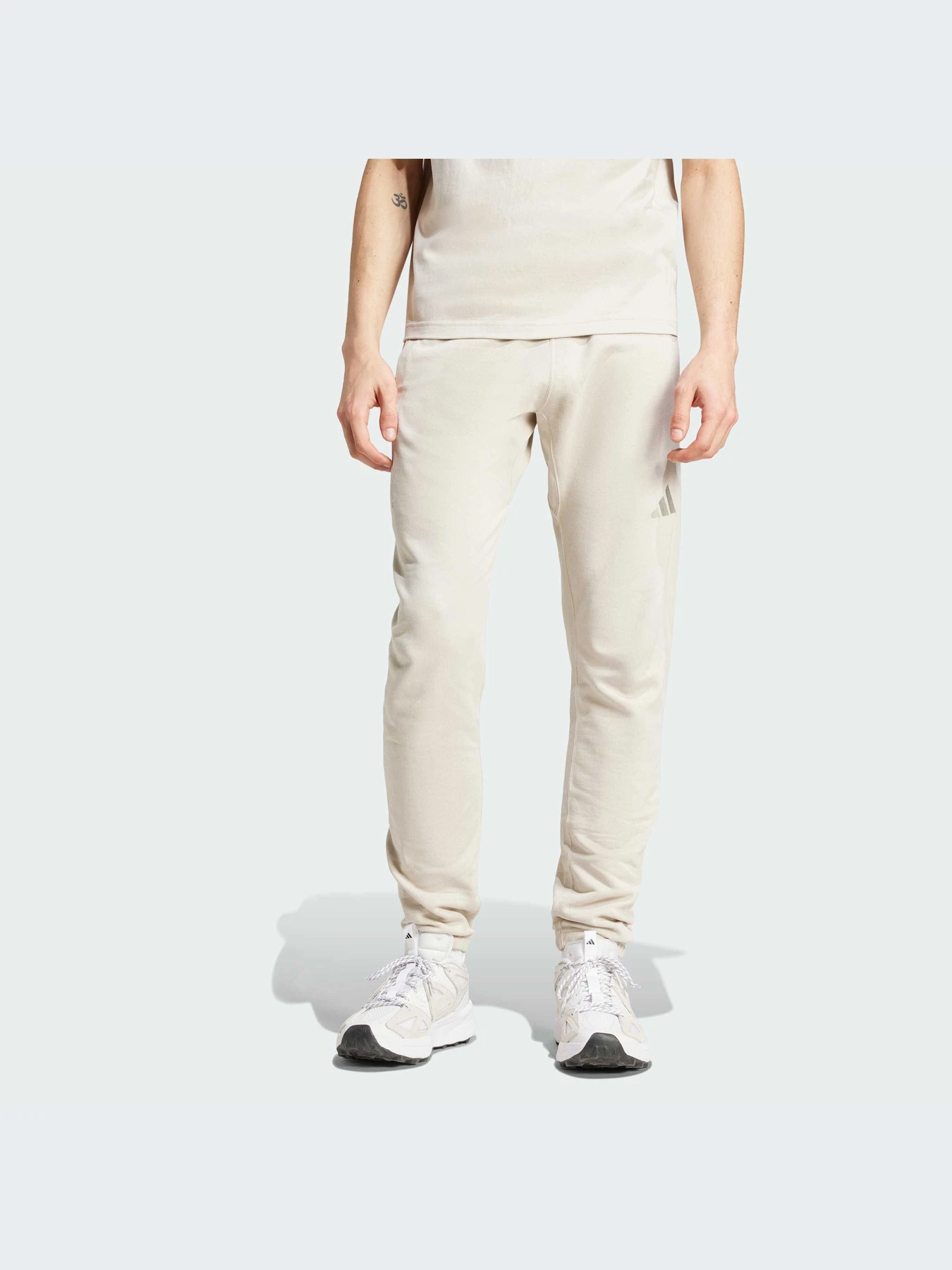 Брюки Adidas модель JI6390-KZ Брюки Adidas модель JI6390-KZ Фото