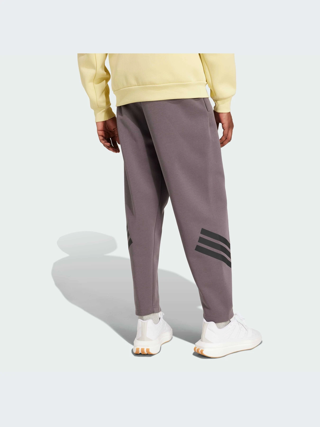 Брюки Adidas модель JI8780-KZ Брюки Adidas модель JI8780-KZ Фото