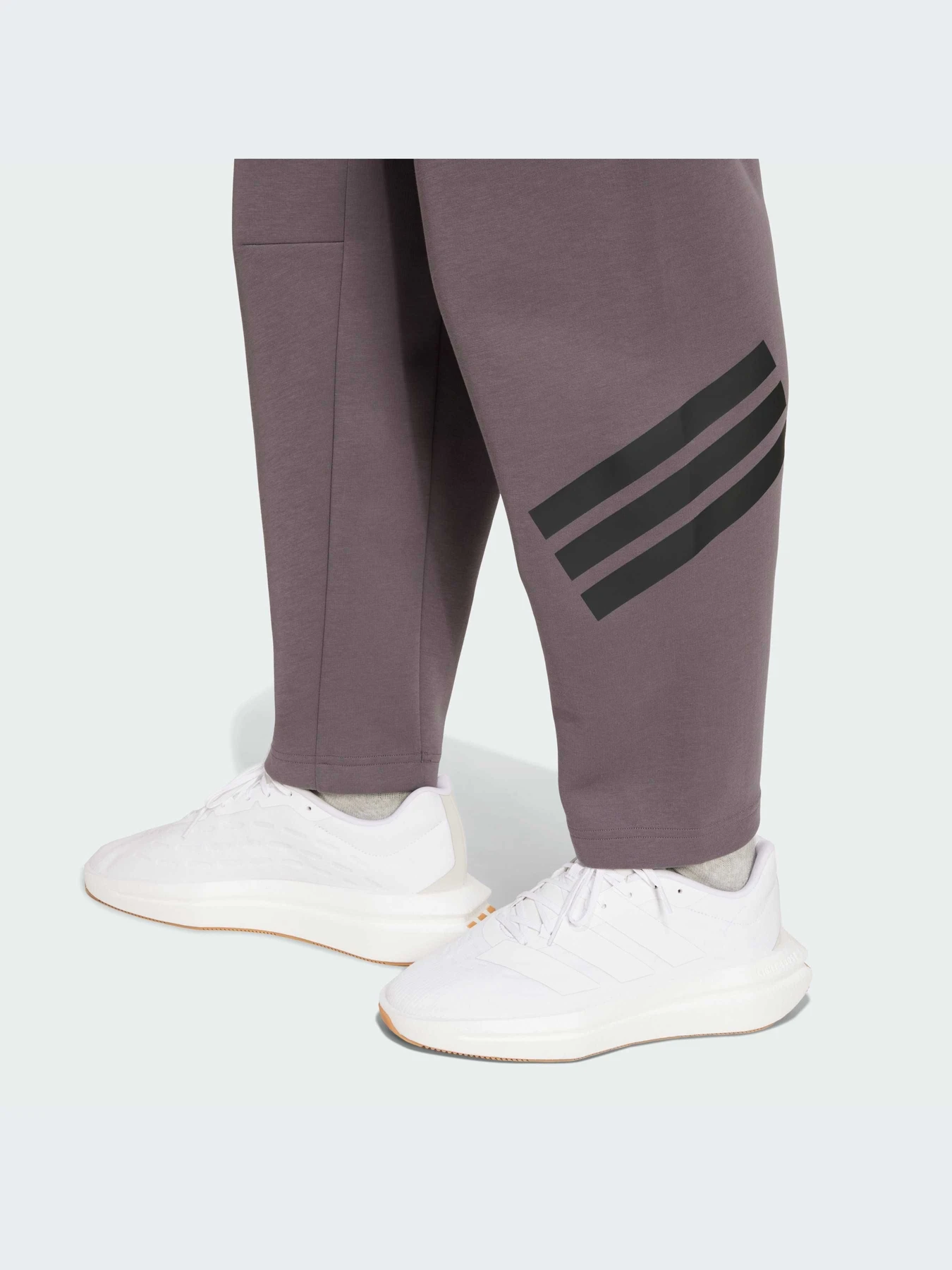 Брюки Adidas модель JI8780-KZ Брюки Adidas модель JI8780-KZ Фото