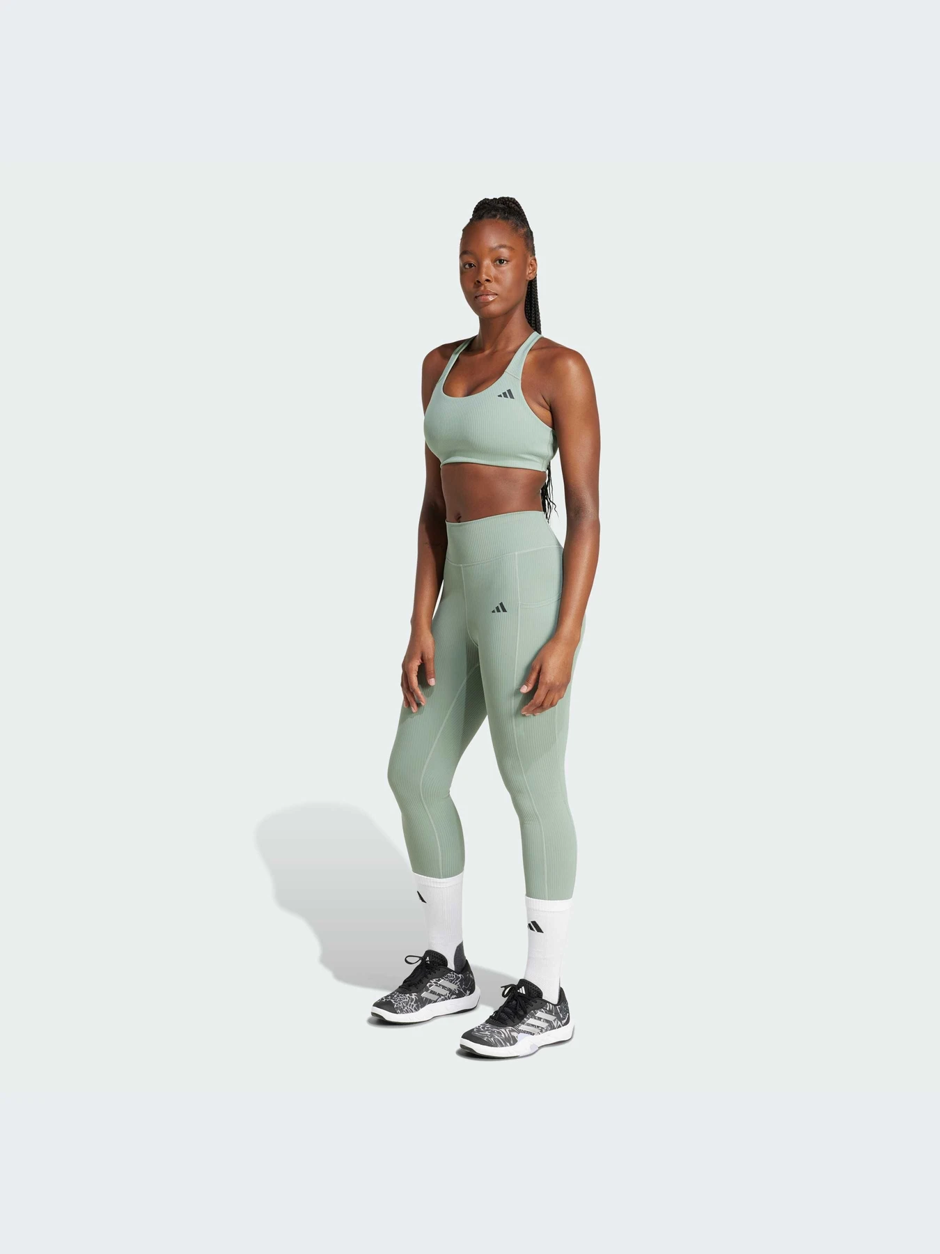 Футболки и поло Adidas модель JI8046-KZ Футболки и поло Adidas модель JI8046-KZ Фото