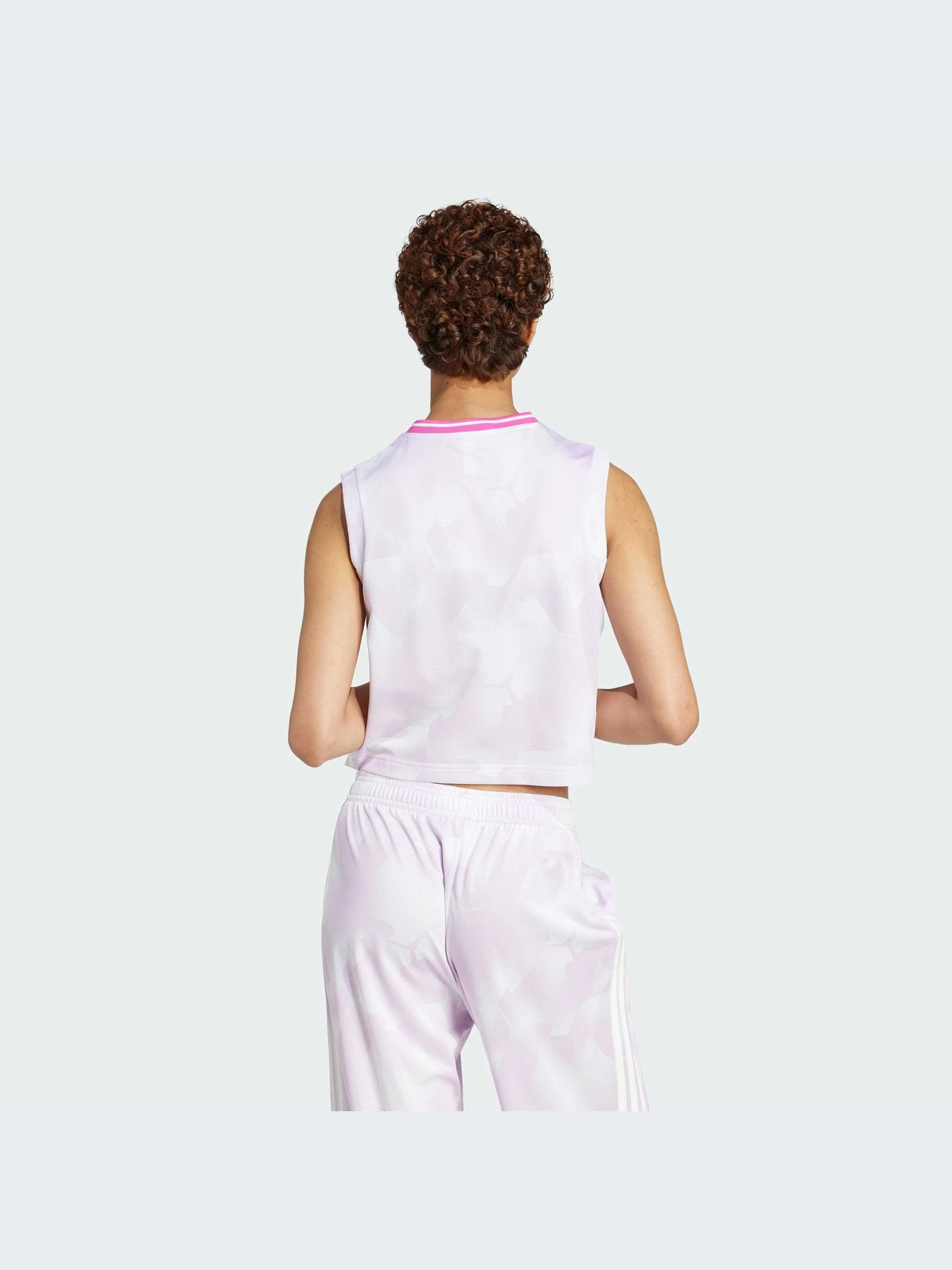 Футболки и поло Adidas модель JG4113-KZ Футболки и поло Adidas модель JG4113-KZ Фото