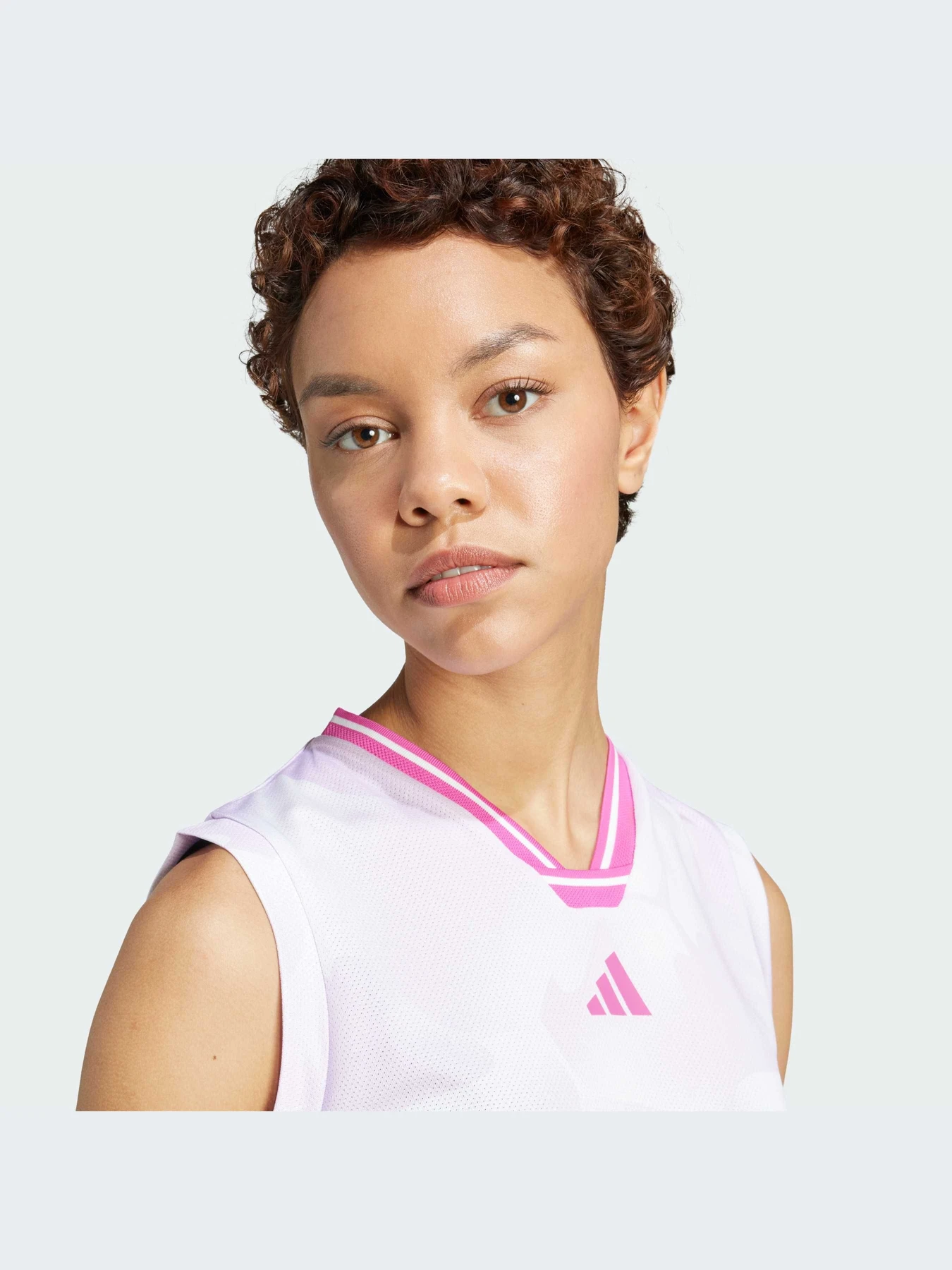 Футболки и поло Adidas модель JG4113-KZ Футболки и поло Adidas модель JG4113-KZ Фото
