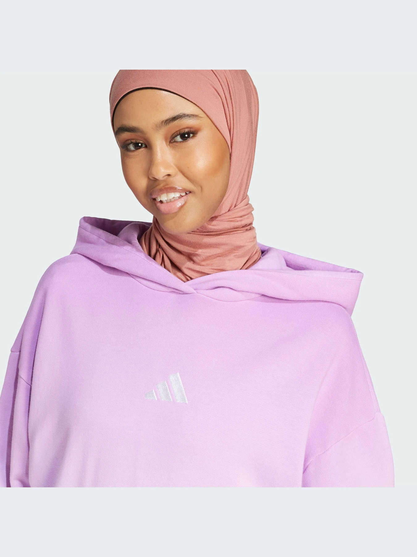 Худи и свитшоты Adidas модель JJ4566-KZ Худи и свитшоты Adidas модель JJ4566-KZ Фото