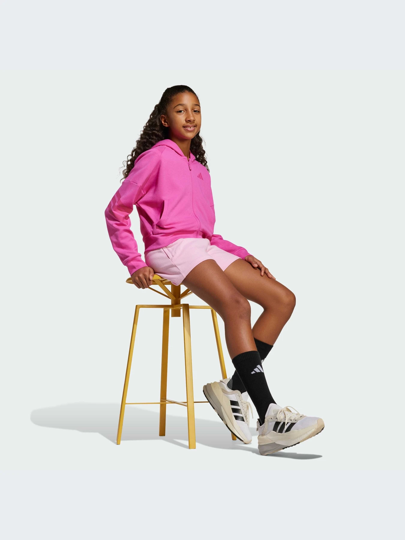 Худи и свитшоты Adidas модель JJ4849-KZ Худи и свитшоты Adidas модель JJ4849-KZ Фото
