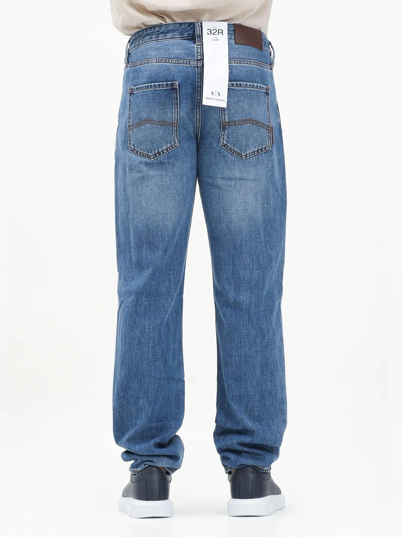 Джинсы Armani Exchange модель XM000049-AF13362-MB002 Джинсы Armani Exchange модель XM000049-AF13362-MB002 Фото