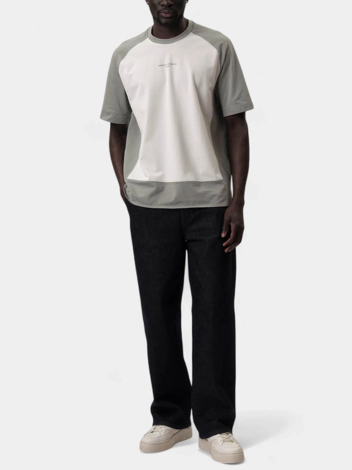 Футболки и поло Armani Exchange модель XM000518-AF13030-M0076 Фото