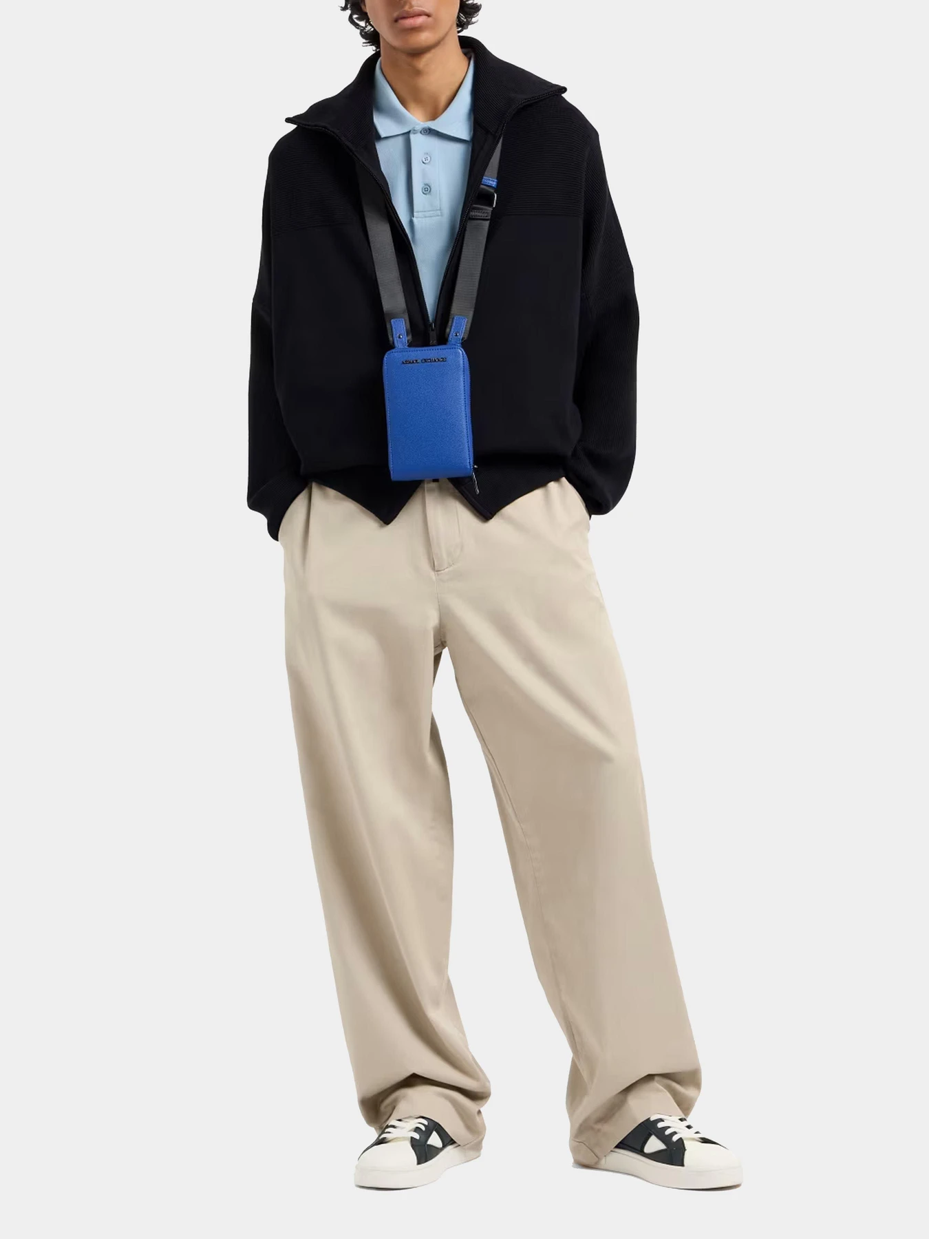 Футболки и поло Armani Exchange модель XM000528-AF13030-U9287 Футболки и поло Armani Exchange модель XM000528-AF13030-U9287 Фото