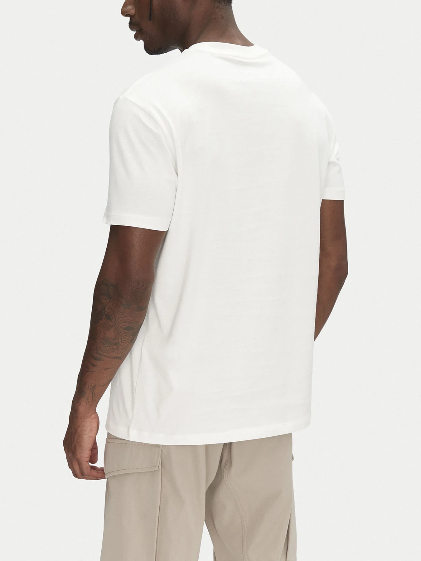 Футболки и поло Armani Exchange модель XM000548-AF10362-U0009 Фото
