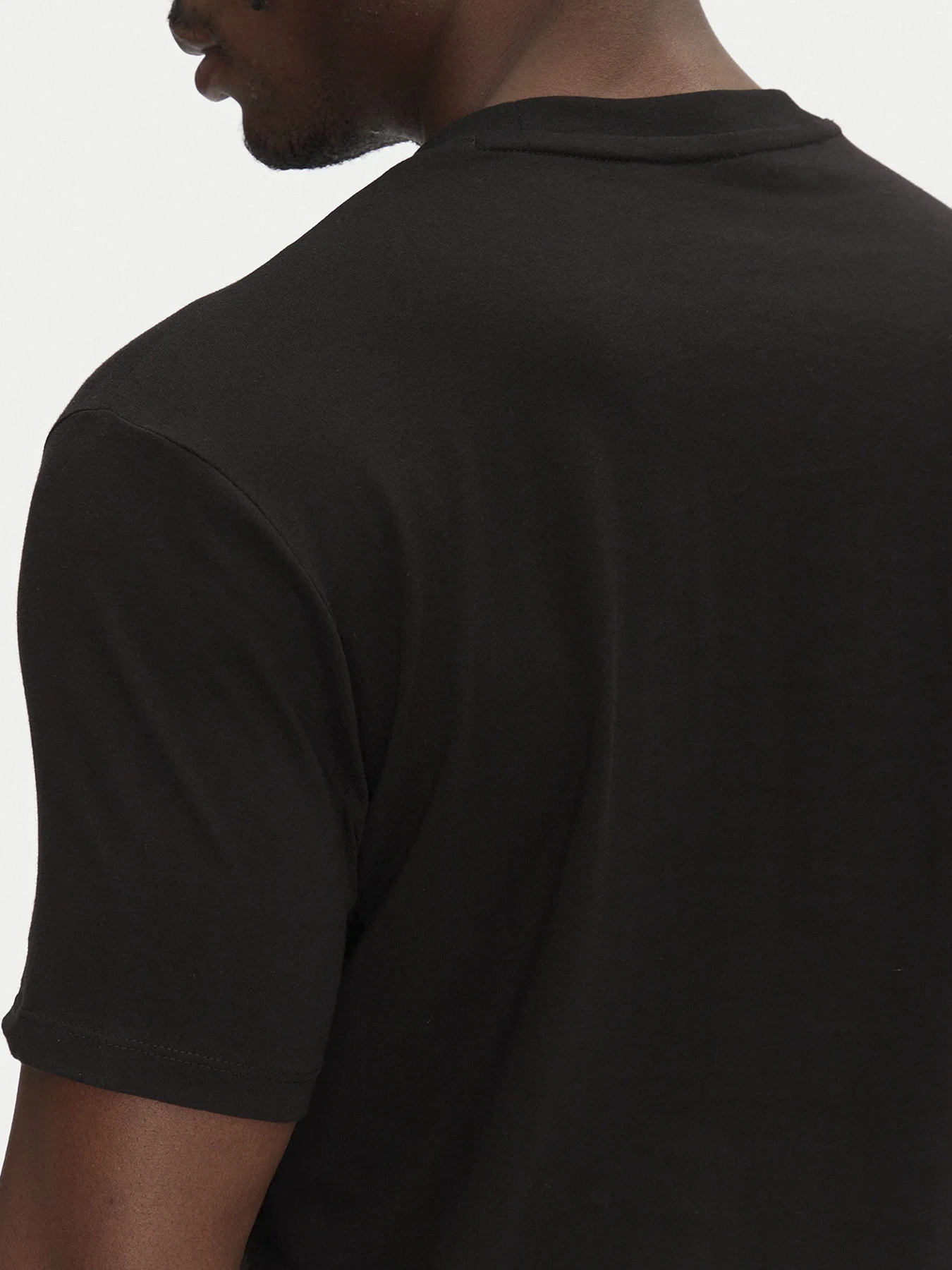 Футболки и поло Armani Exchange модель XM000556-AF10358-UC001 Футболки и поло Armani Exchange модель XM000556-AF10358-UC001 Фото