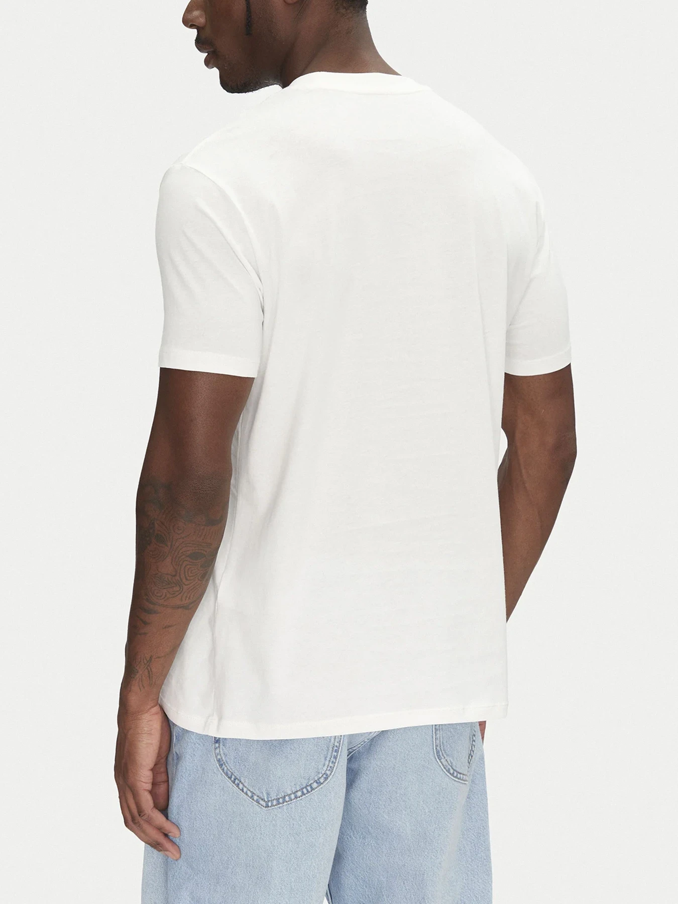 Футболки и поло Armani Exchange модель XM000558-AF10358-U0009 Футболки и поло Armani Exchange модель XM000558-AF10358-U0009 Фото