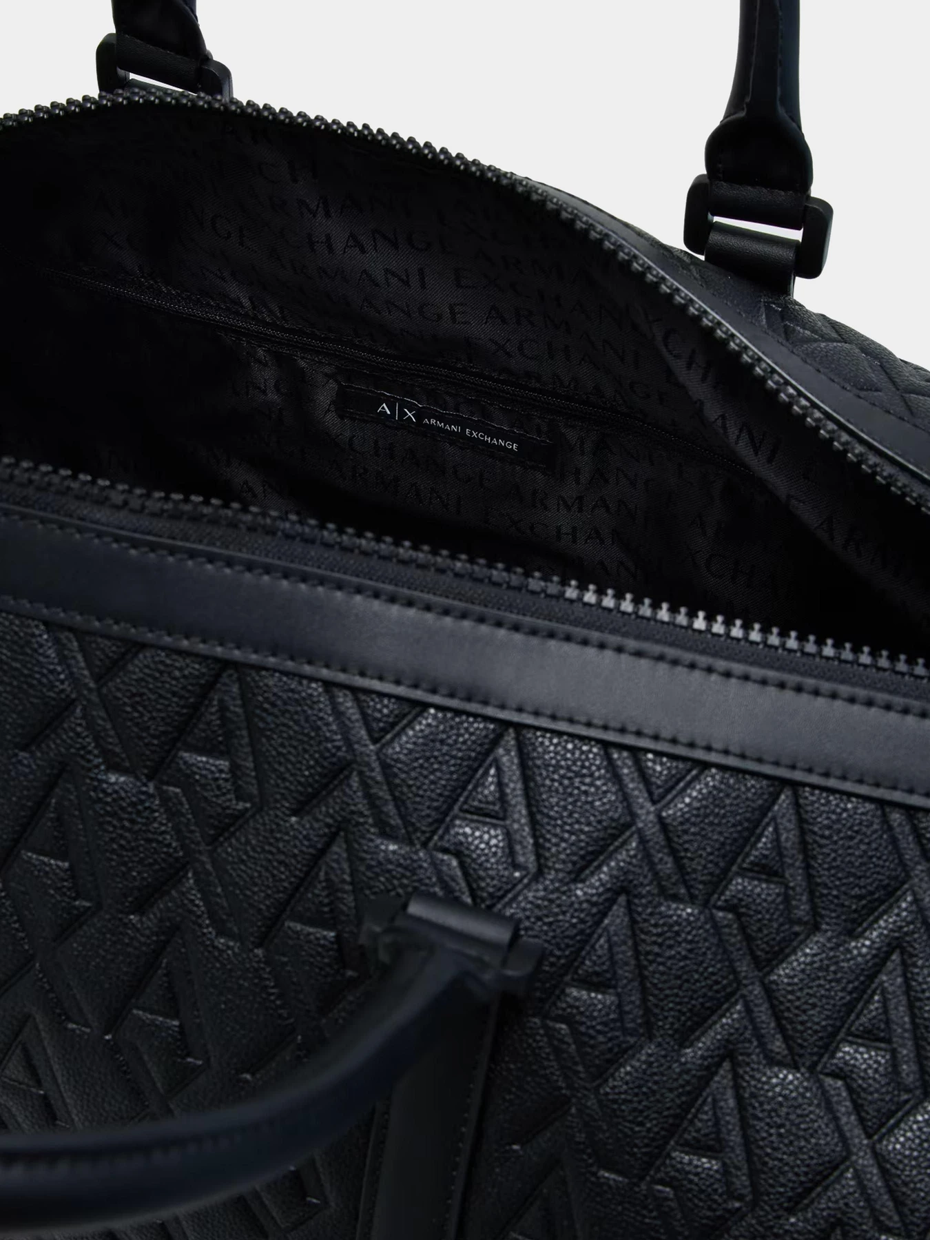 Сумки Armani Exchange модель XM000845-AF12133-UC001 Фото