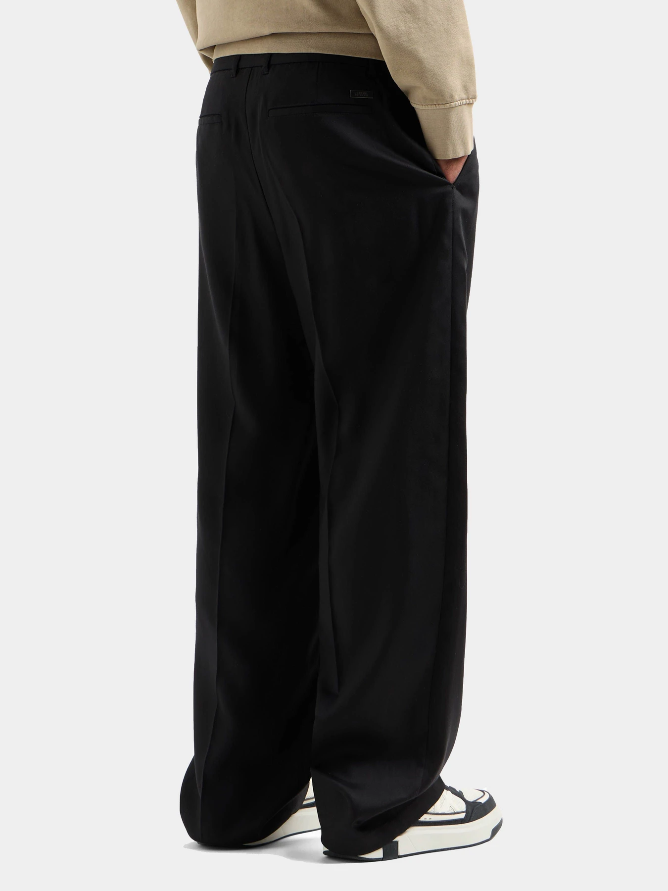 Брюки Armani Exchange модель XM000663-AF13170-UC001 Брюки Armani Exchange модель XM000663-AF13170-UC001 Фото