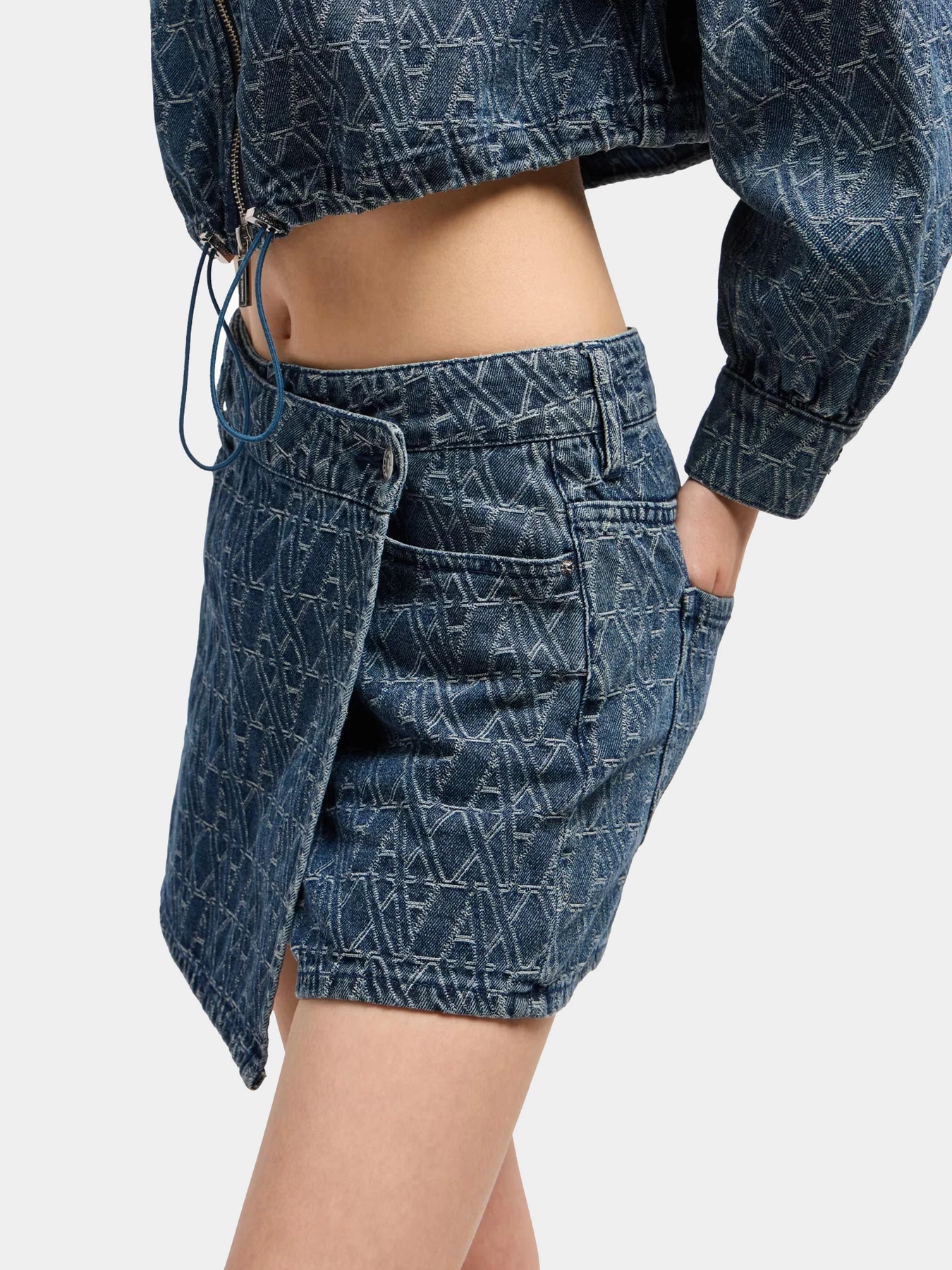 Юбки Armani Exchange модель XW000555-AF12844-FB055 Фото