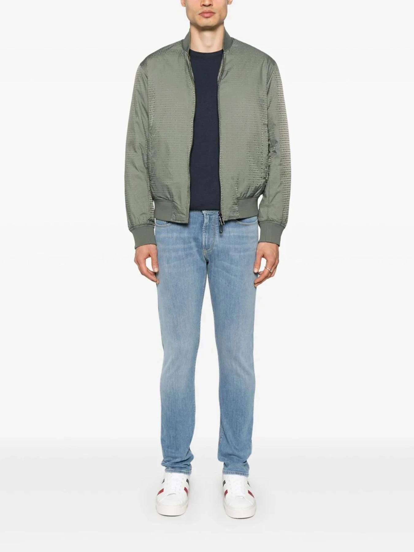 Джинсы Emporio Armani модель EM000121-AF14120-MB003 Джинсы Emporio Armani модель EM000121-AF14120-MB003 Фото
