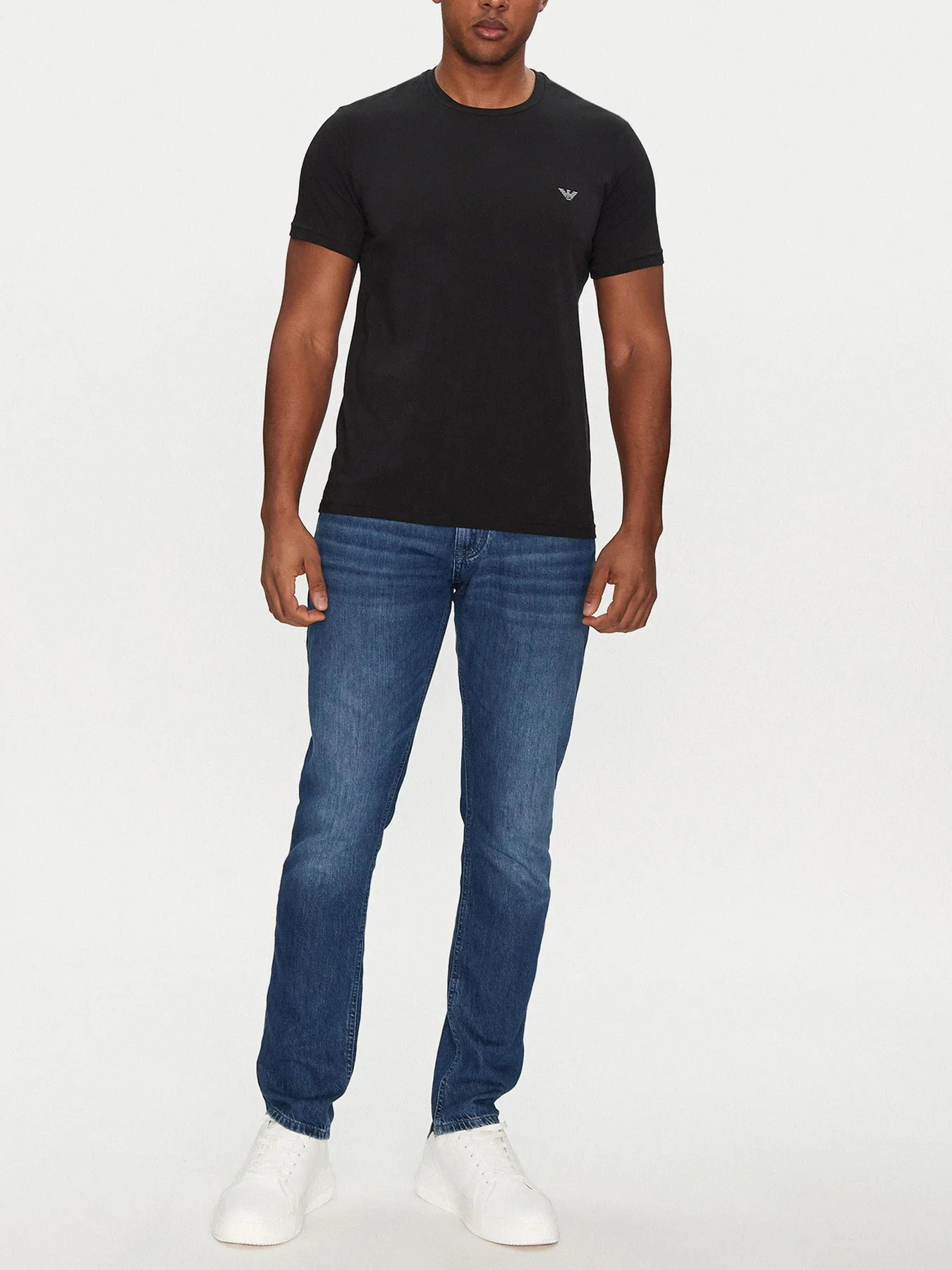 Футболки и поло Emporio Armani модель EM000391-AF10776-MC005 Футболки и поло Emporio Armani модель EM000391-AF10776-MC005 Фото