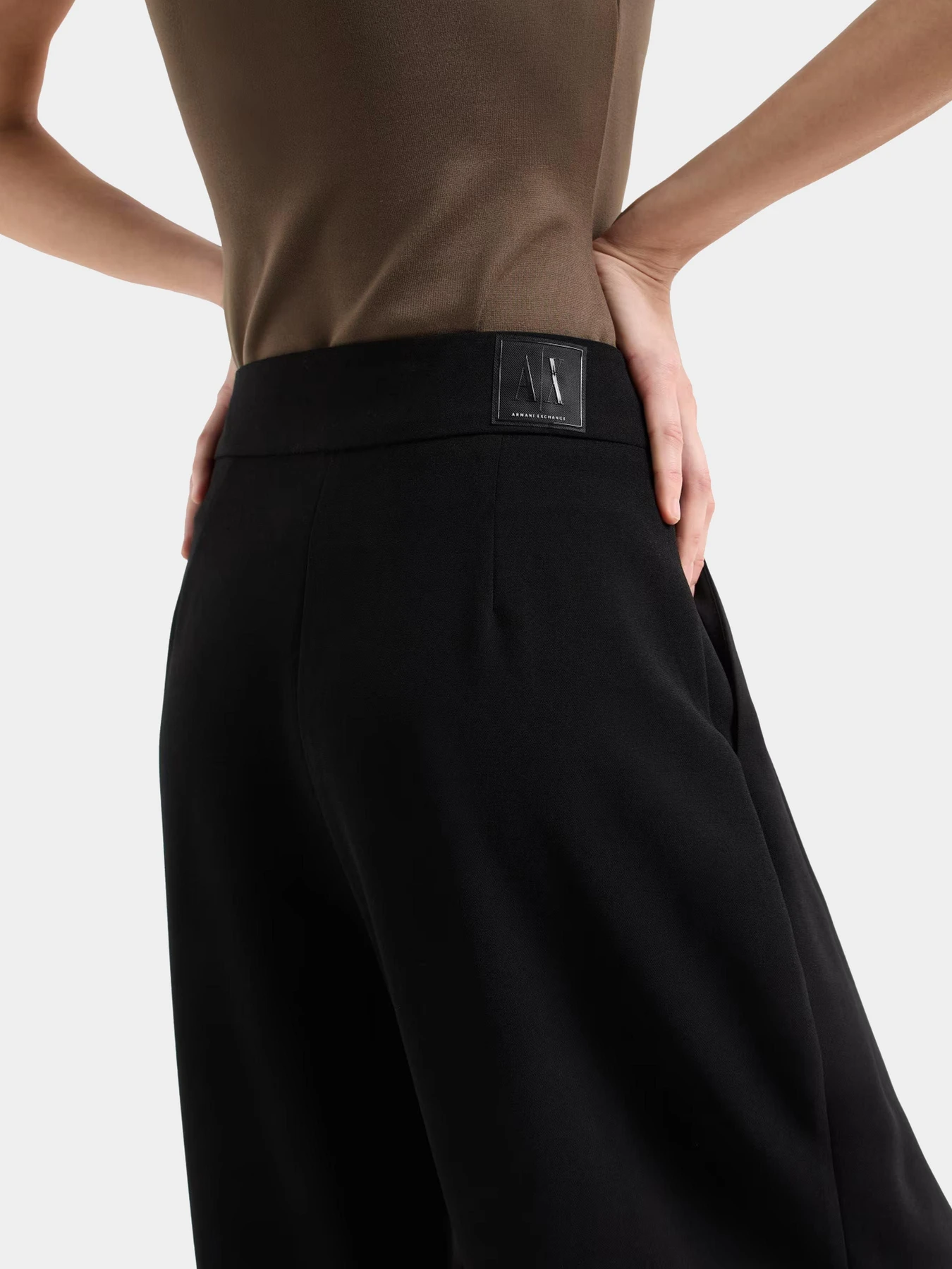 Брюки Armani Exchange модель XW000942-AF10872-UC001 Брюки Armani Exchange модель XW000942-AF10872-UC001 Фото