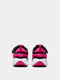 Кроссовки NIKE модель FB7690-002 Фото