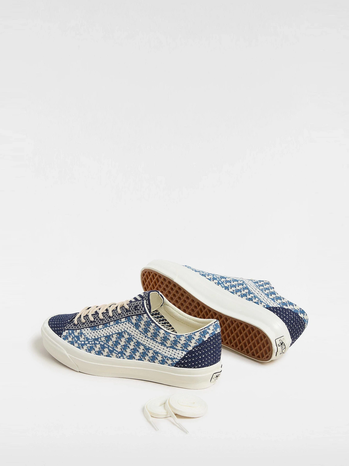 Кеды Vans модель VN000D8HEBR1 Кеды Vans модель VN000D8HEBR1 Фото
