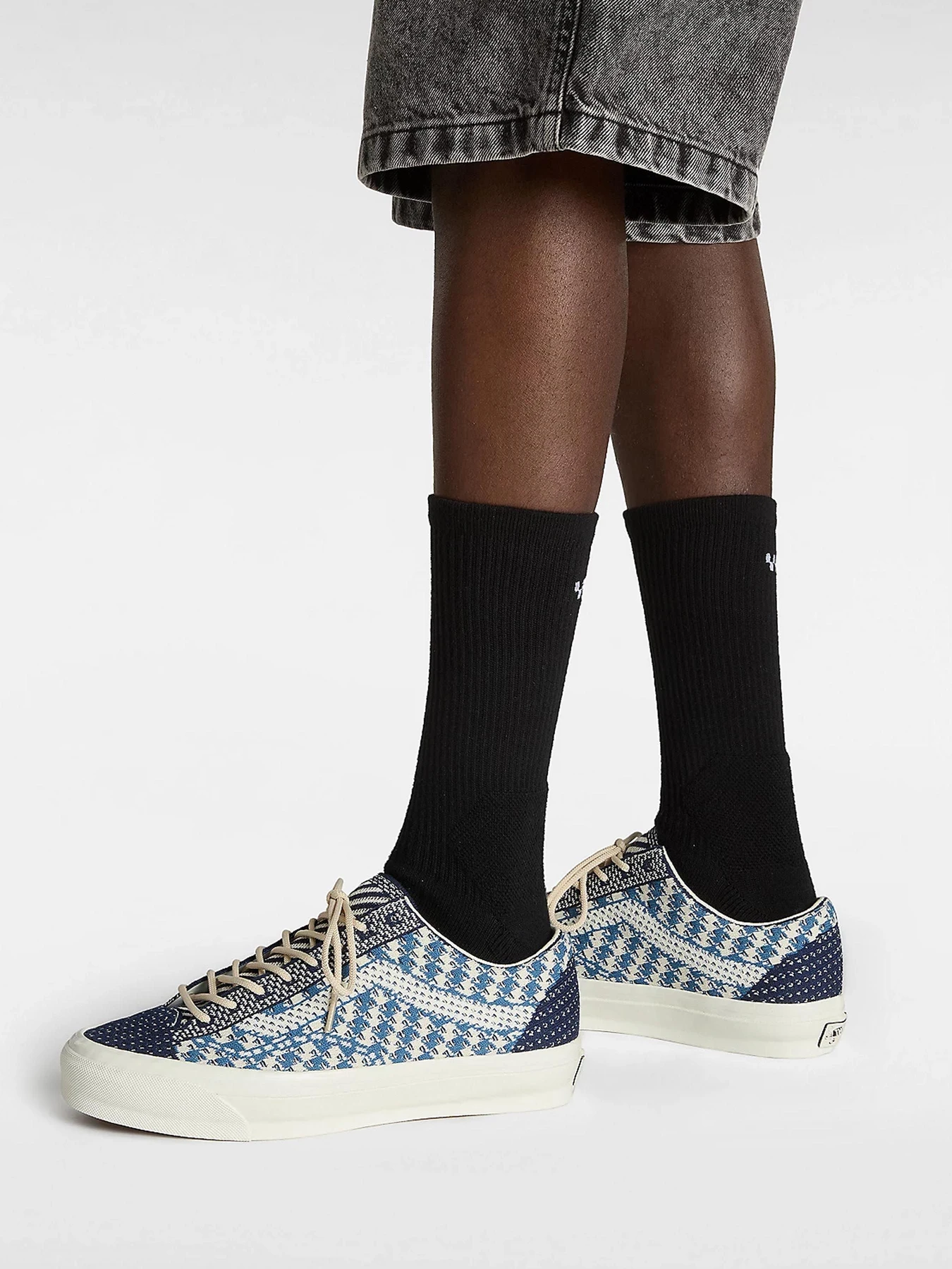 Кеды Vans модель VN000D8HEBR1 Кеды Vans модель VN000D8HEBR1 Фото