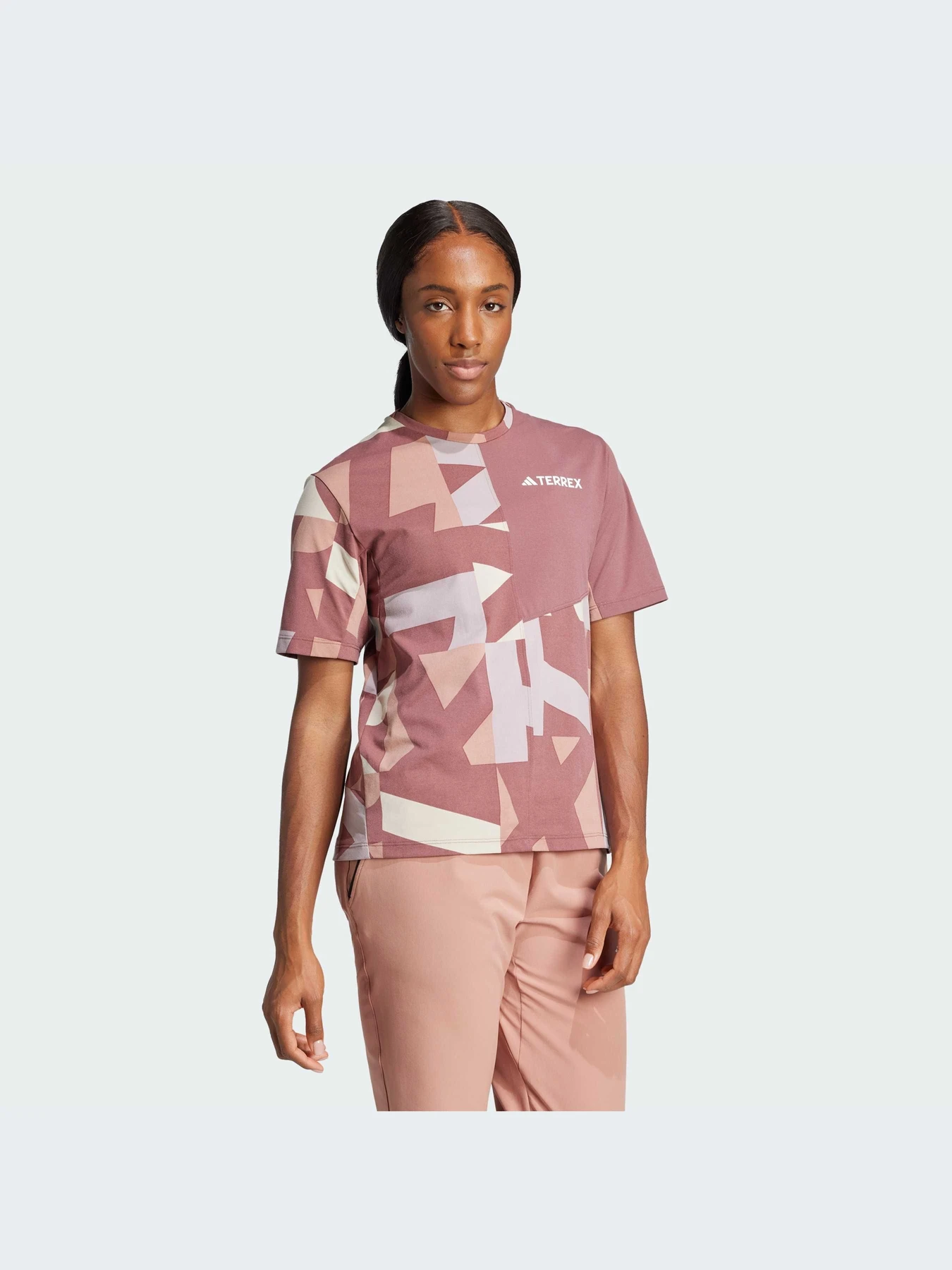 Футболки и поло Adidas модель JF4187-KZ Футболки и поло Adidas модель JF4187-KZ Фото