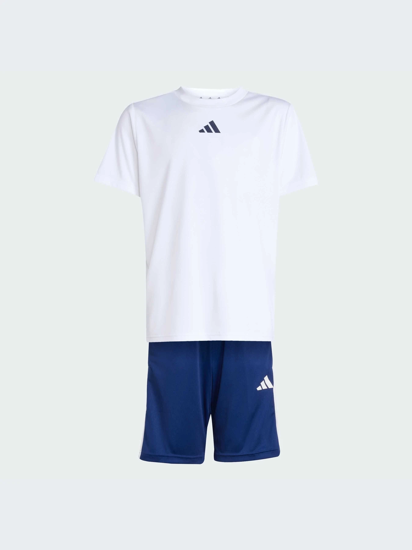Костюмы Adidas модель JJ1030-KZ Костюмы Adidas модель JJ1030-KZ Фото