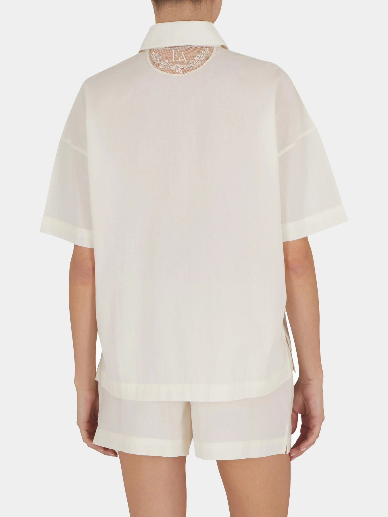 Рубашки Emporio Armani модель EW000531-AF10892-U1131 Рубашки Emporio Armani модель EW000531-AF10892-U1131 Фото