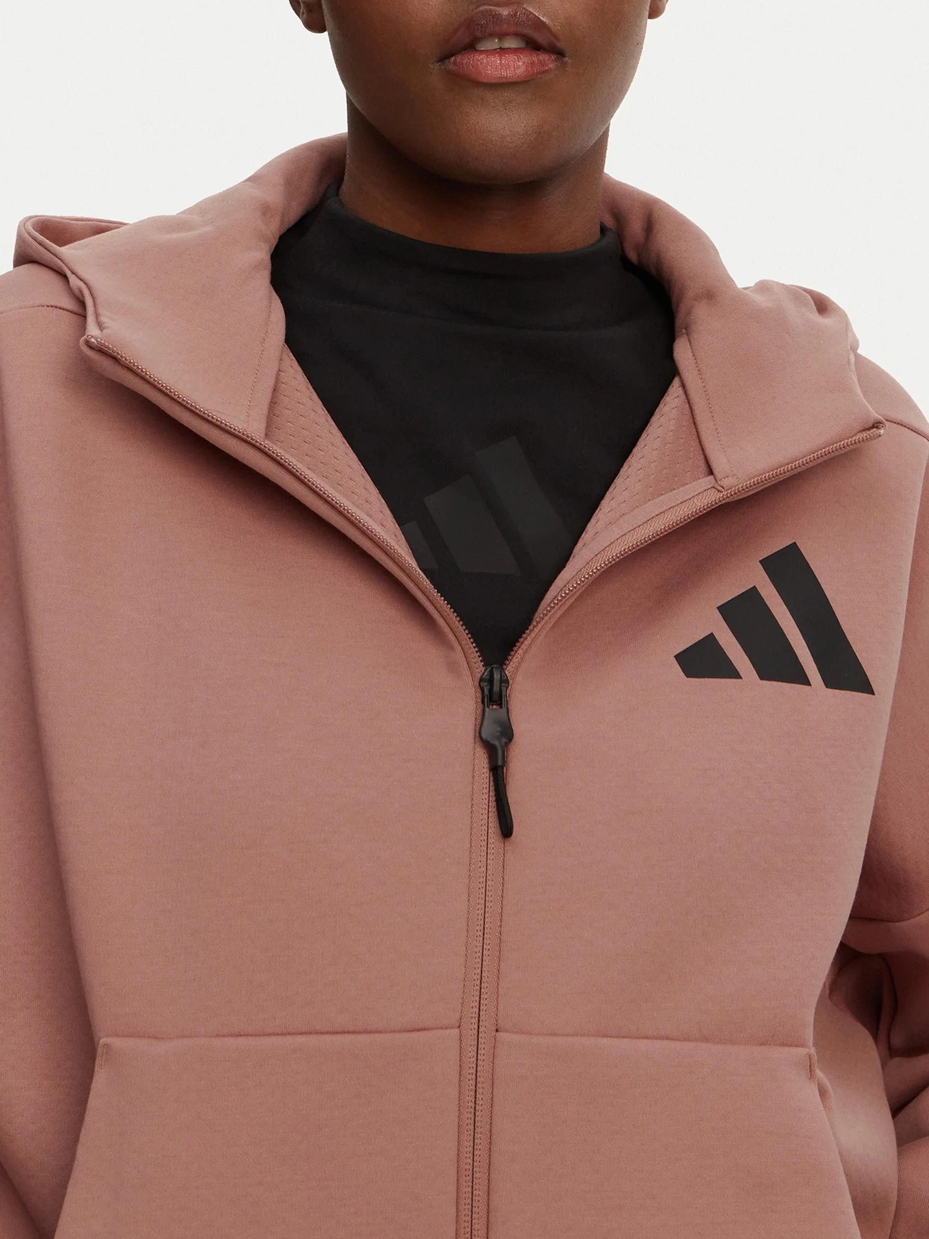 Худи и свитшоты Adidas модель JC5394 Худи и свитшоты Adidas модель JC5394 Фото