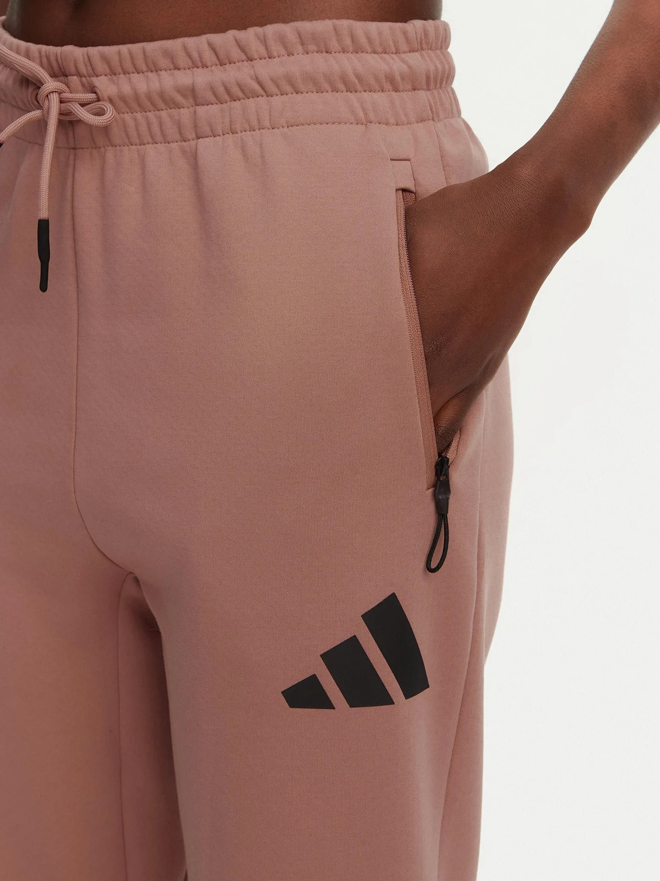 Брюки Adidas модель JD5995 Брюки Adidas модель JD5995 Фото
