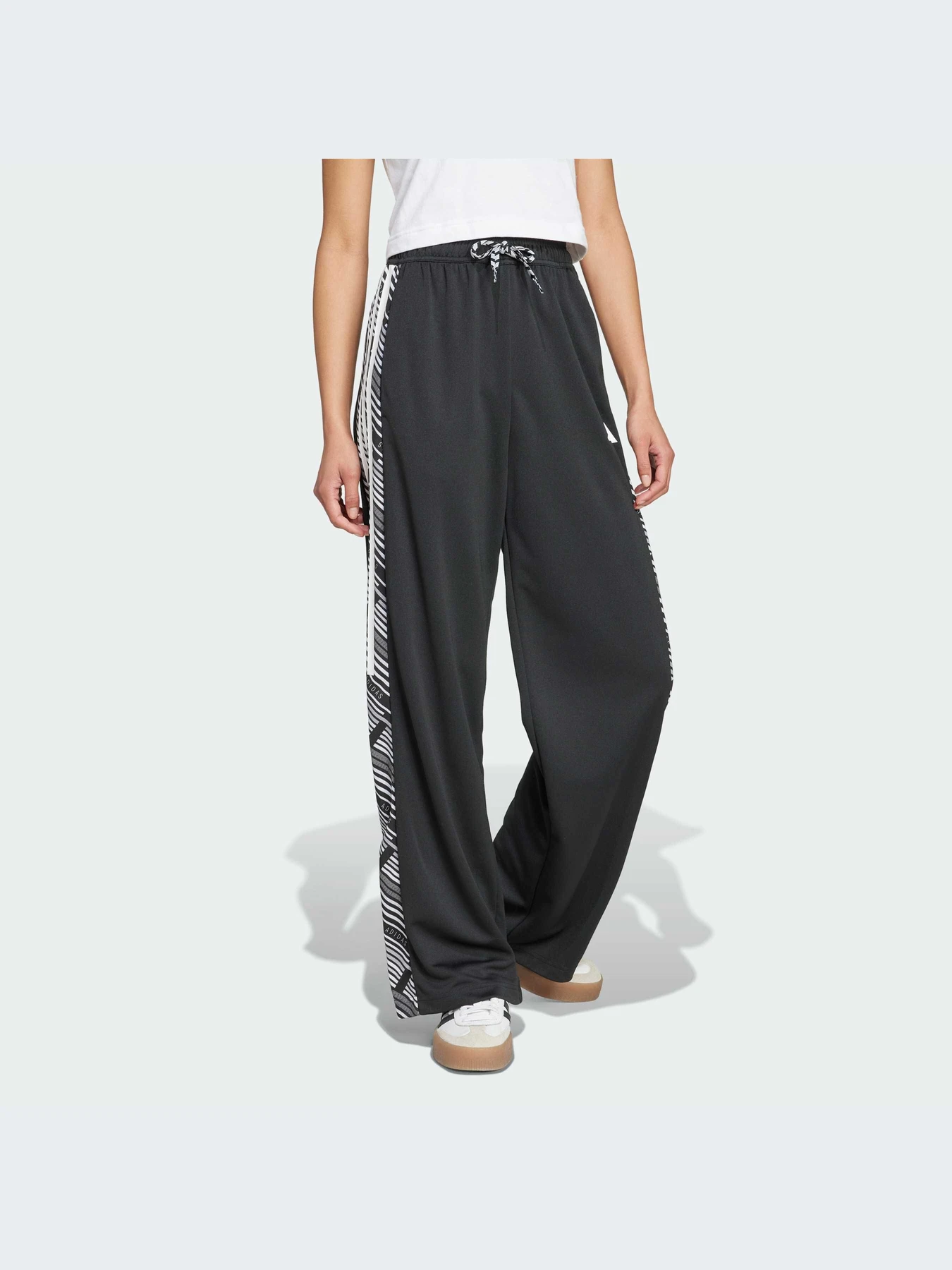 Брюки Adidas Tiro модель KA3337-KZ Брюки Adidas Tiro модель KA3337-KZ Фото