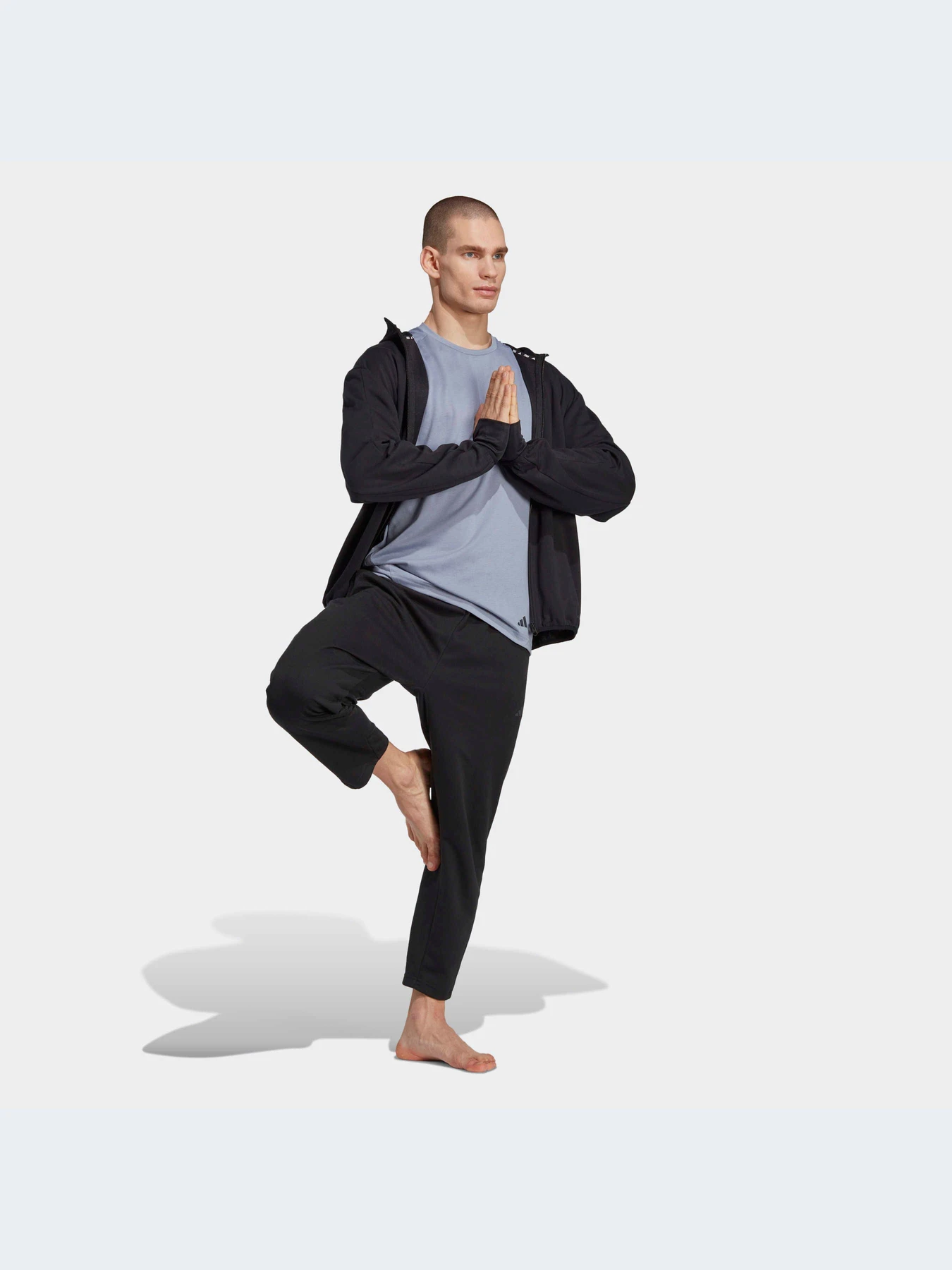 Худи и свитшоты Adidas модель IC7288-KZ Худи и свитшоты Adidas модель IC7288-KZ Фото