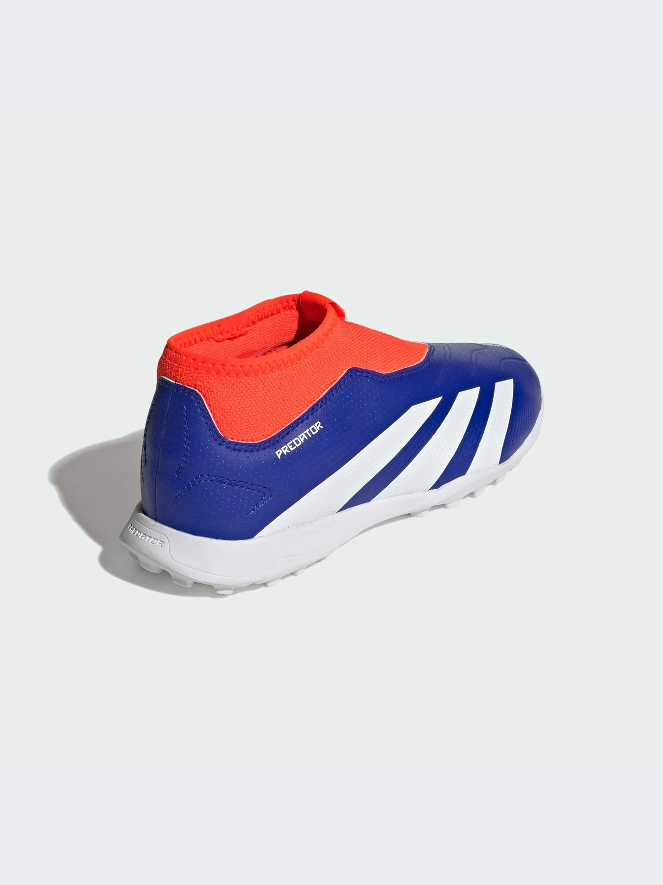 Кроссовки Adidas Predator модель IF6429-KZ Кроссовки Adidas Predator модель IF6429-KZ Фото