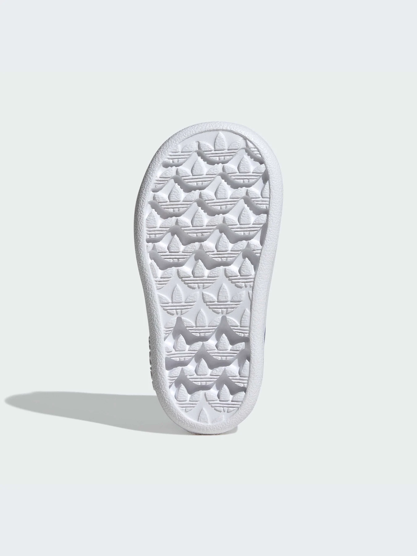 Кроссовки Adidas модель IH3508-KZ Кроссовки Adidas модель IH3508-KZ Фото