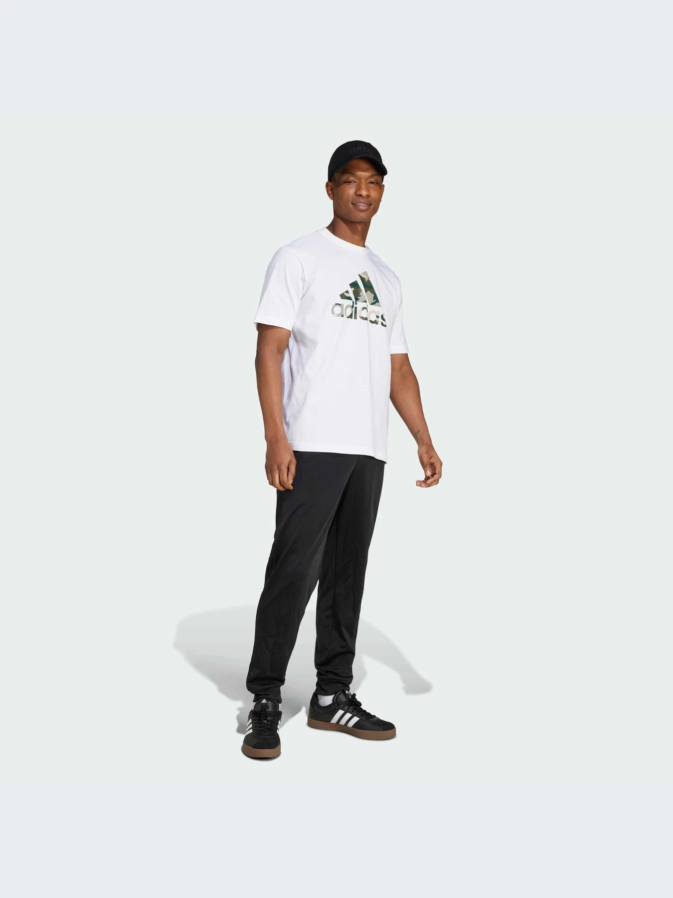 Футболки и поло Adidas модель IW2676-KZ Футболки и поло Adidas модель IW2676-KZ Фото