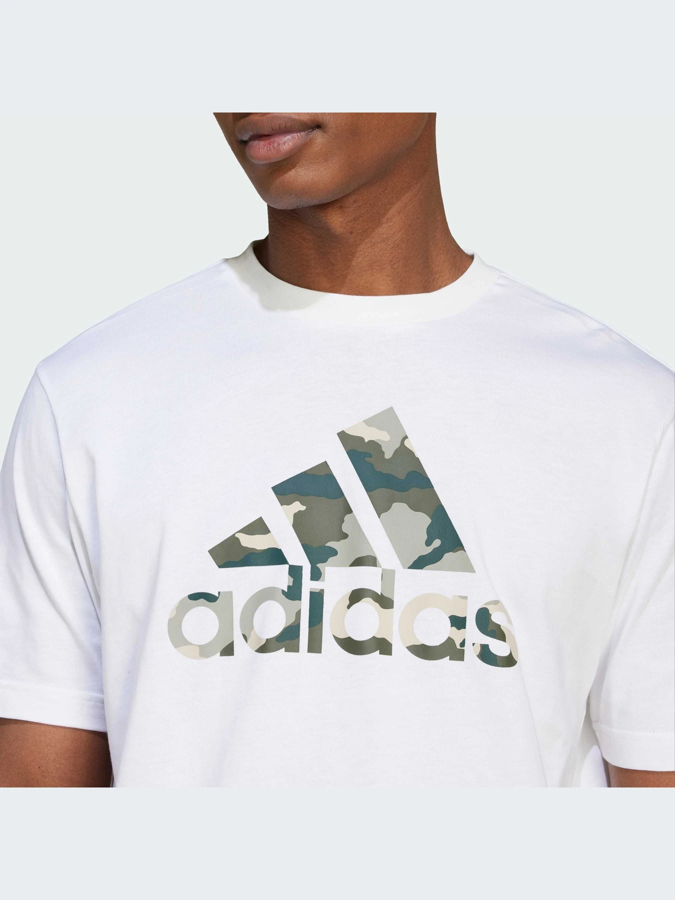 Футболки и поло Adidas модель IW2676-KZ Футболки и поло Adidas модель IW2676-KZ Фото