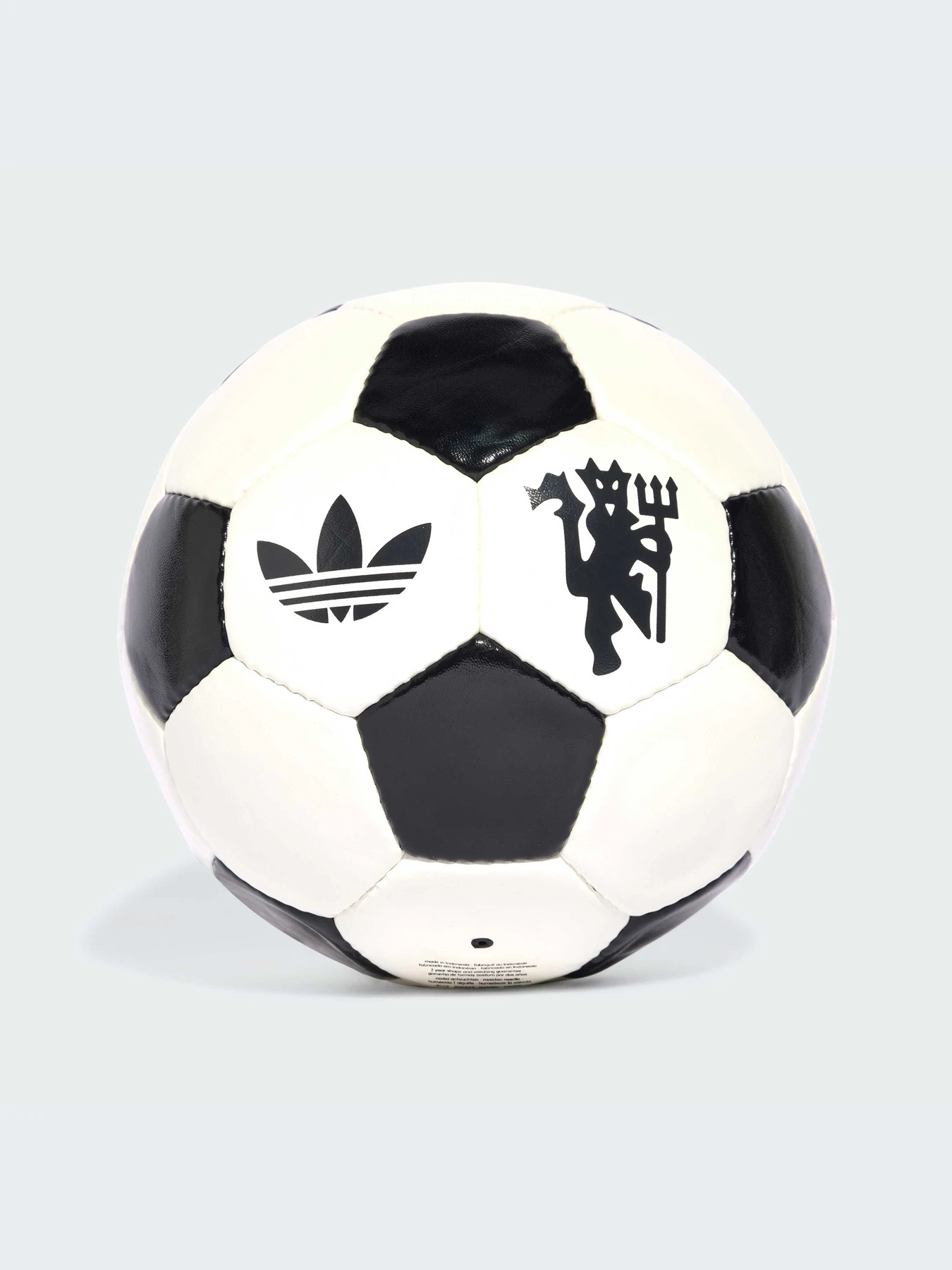 Мячи Adidas модель IX4024-KZ Мячи Adidas модель IX4024-KZ Фото