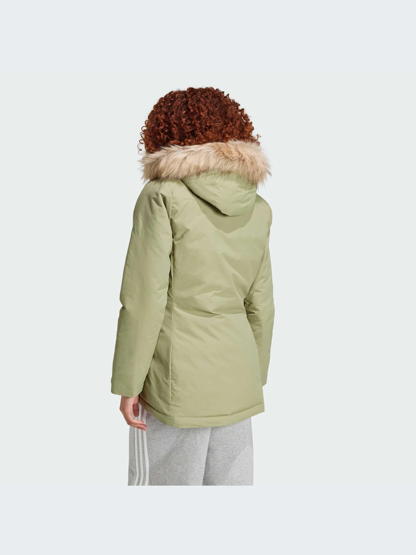 Куртки и дубленки Adidas модель IX8882-KZ Куртки и дубленки Adidas модель IX8882-KZ Фото