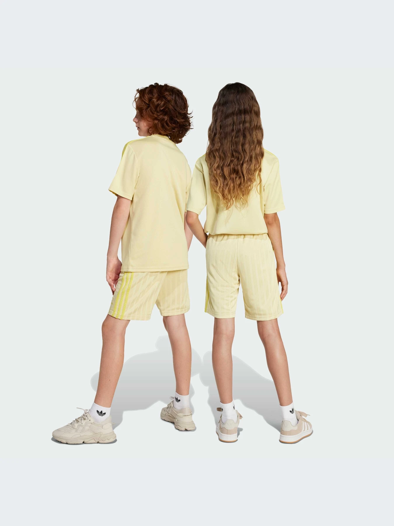 Шорты Adidas Adicolor модель JC5357-KZ Шорты Adidas Adicolor модель JC5357-KZ Фото