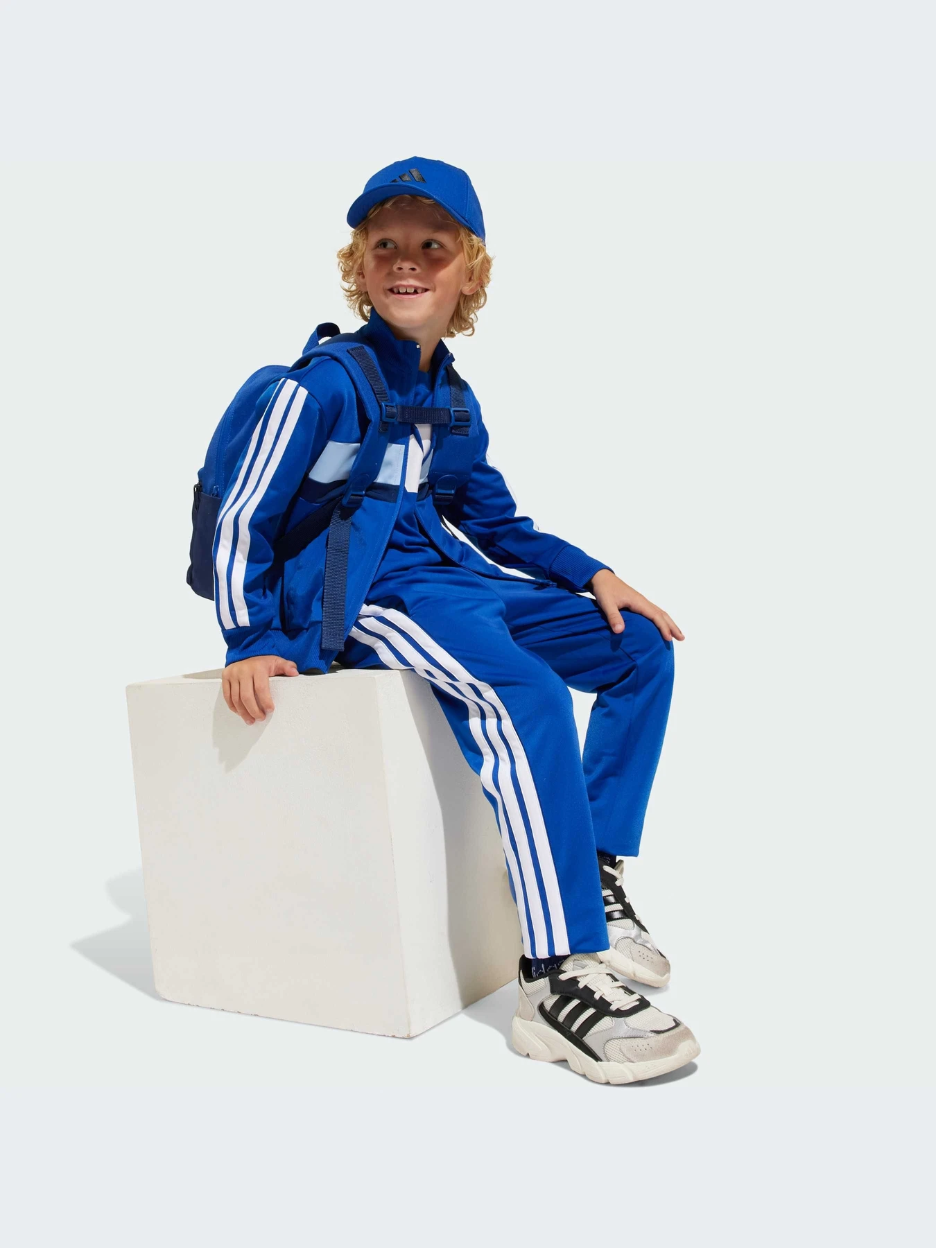 Костюмы Adidas модель JC7512-KZ Костюмы Adidas модель JC7512-KZ Фото