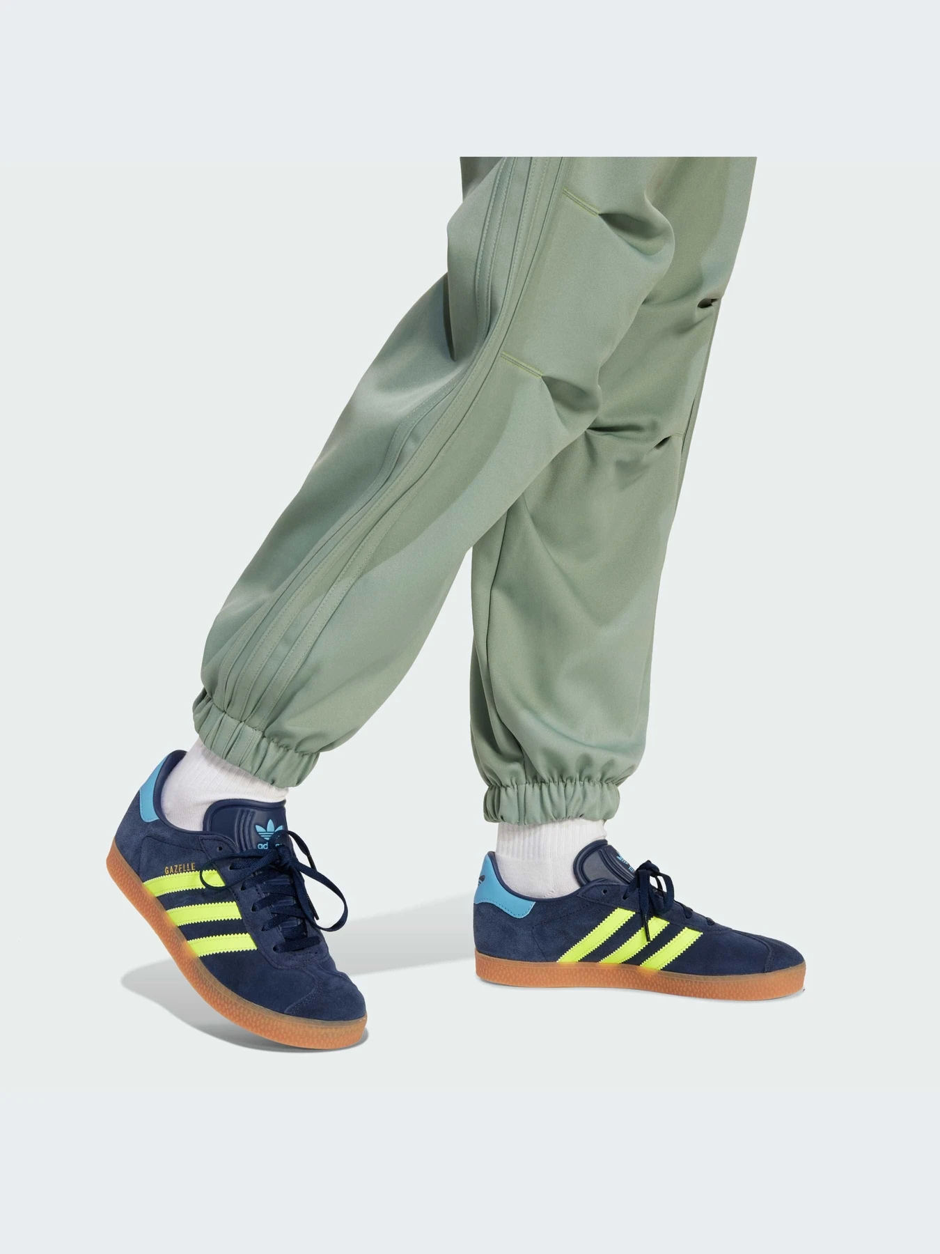 Брюки Adidas модель JC9072-KZ Брюки Adidas модель JC9072-KZ Фото