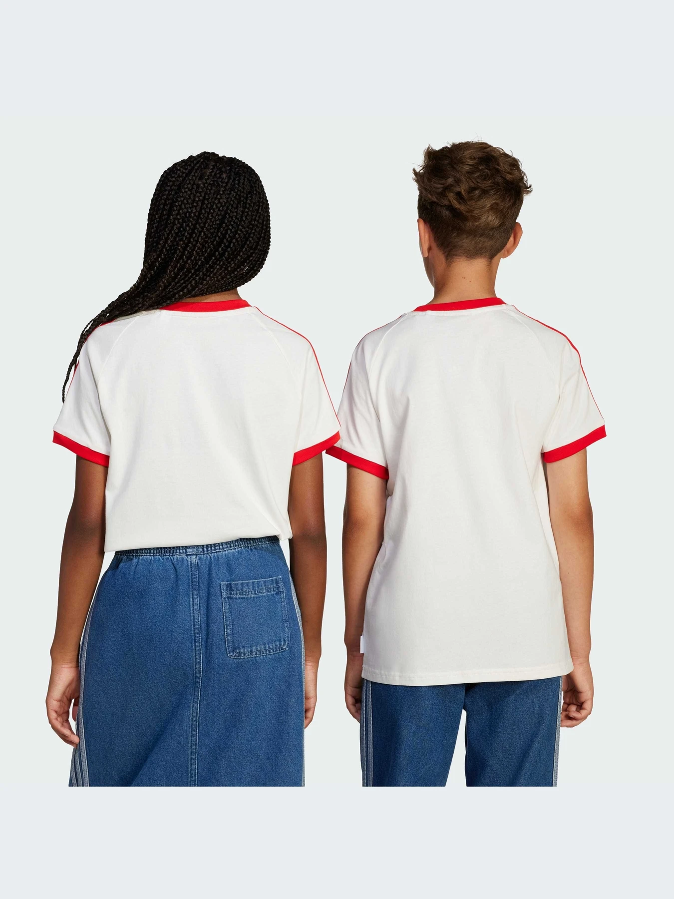 Футболки и поло Adidas Graphics модель JD0390-KZ Футболки и поло Adidas Graphics модель JD0390-KZ Фото